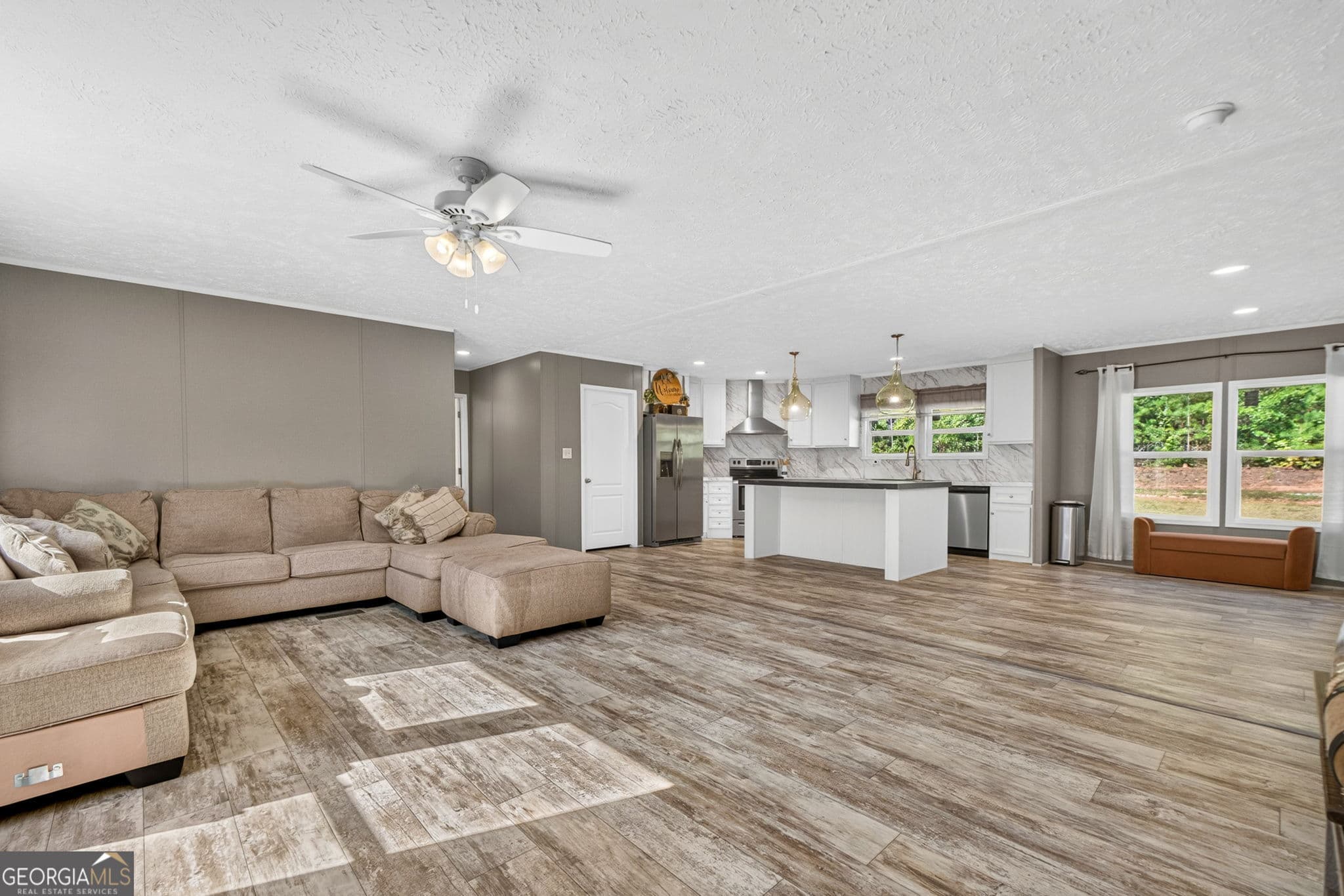 4 bedroom, 2 bathroom, 2,120 sq ft manufactured home,single family residence for sale at 1750 Oakland Road, Gay, GA 30218 — photo 5