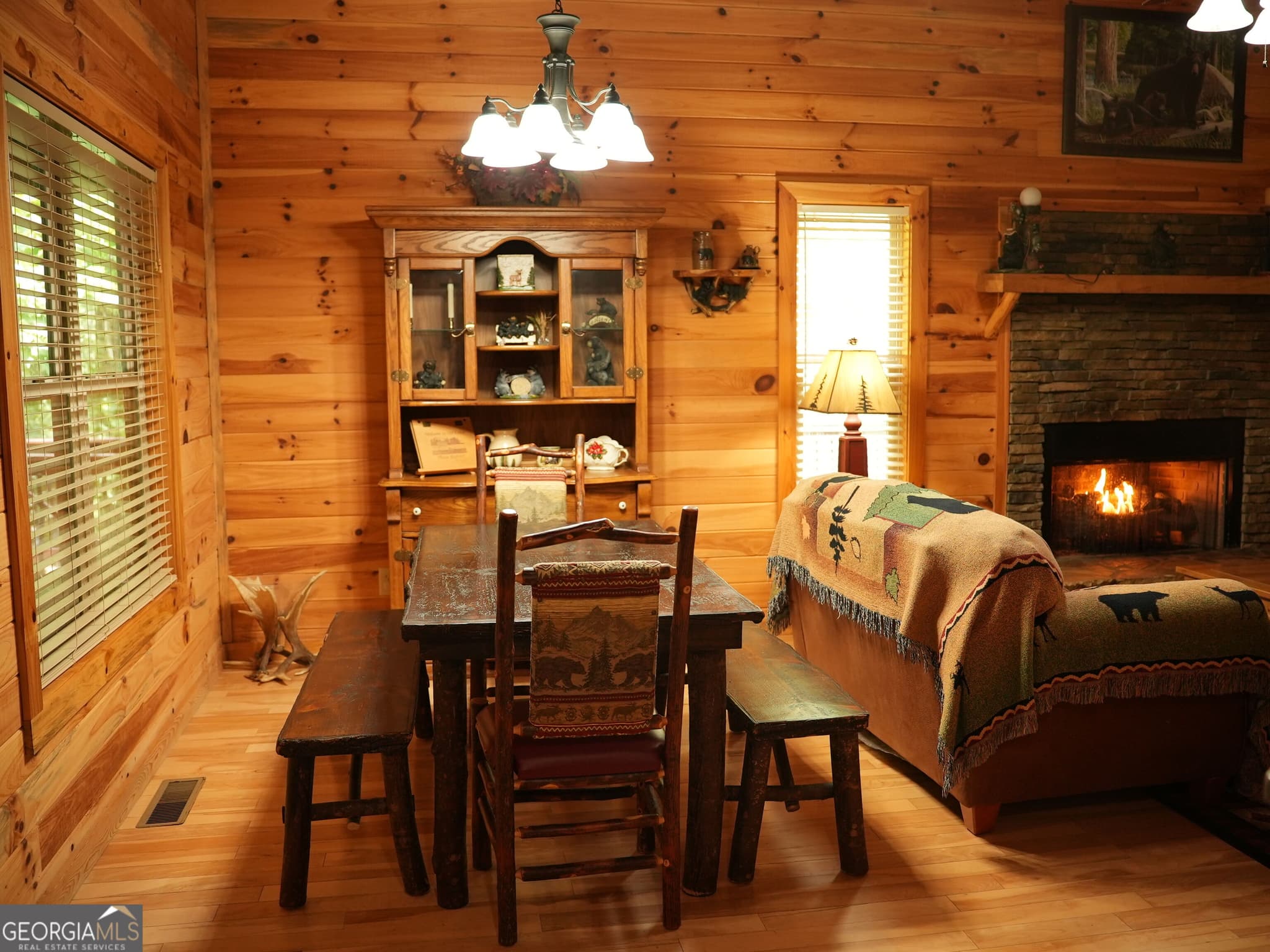 3 bedroom, 3 bathroom, 1,632 sq ft single family residence for sale at 369 Myrna Branch Road, Helen, GA 30545 — photo 7
