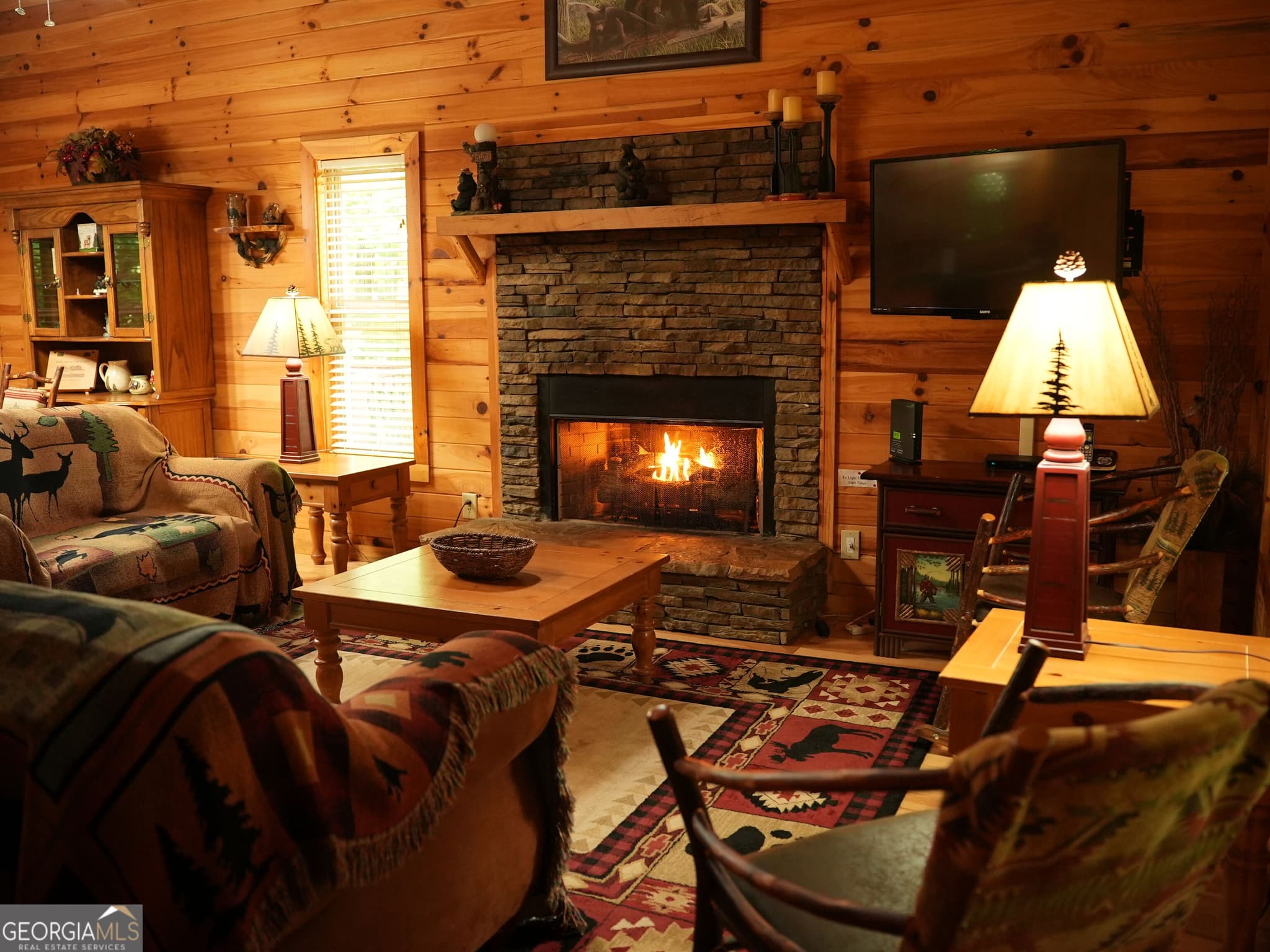 3 bedroom, 3 bathroom, 1,632 sq ft single family residence for sale at 369 Myrna Branch Road, Helen, GA 30545 — photo 3