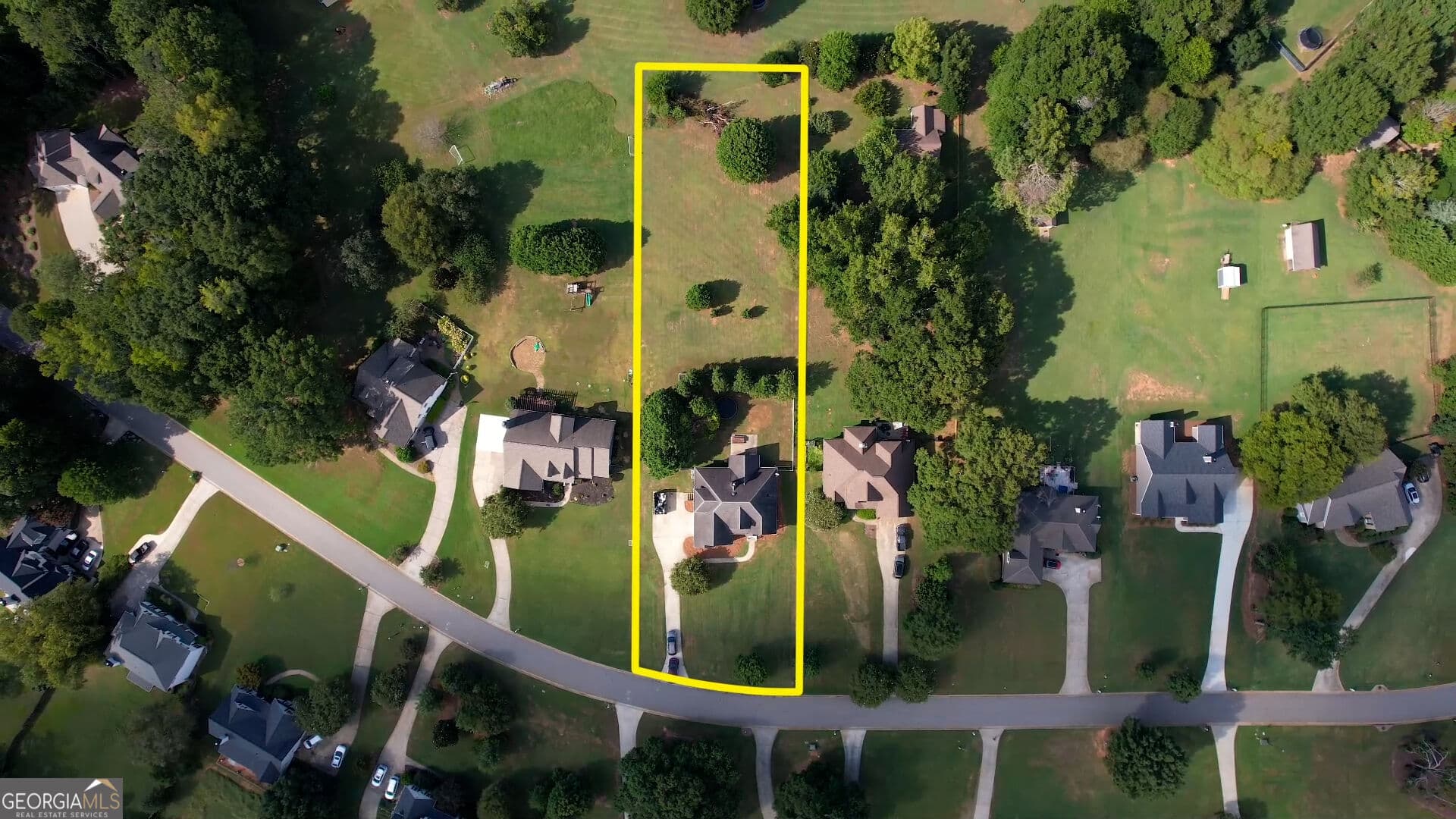 4 bedroom, 3 bathroom, 2,531 sq ft single family residence for sale at 1201 Westminster Way, Madison, GA 30650 — photo 2