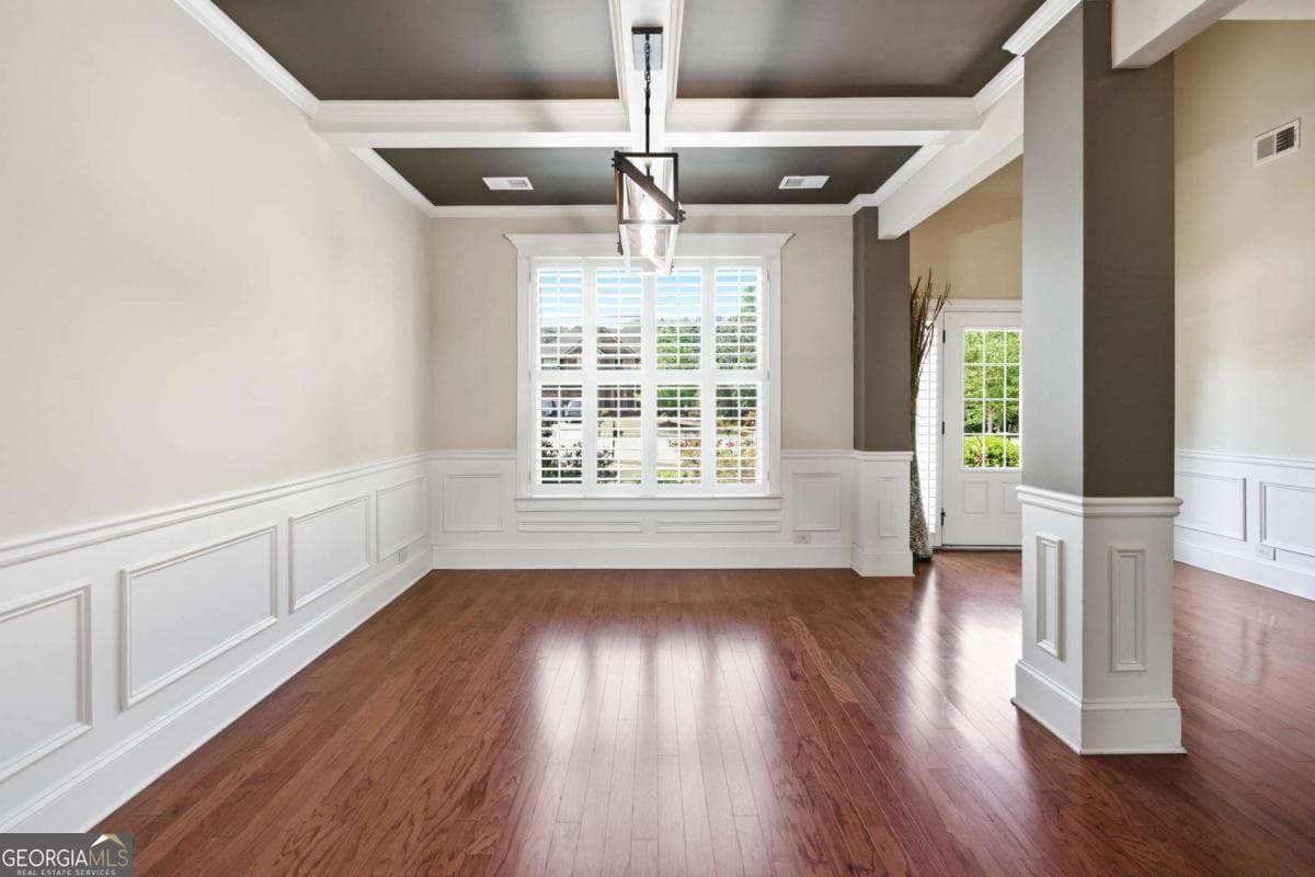 4 bedroom, 3.5 bathroom, 2,570 sq ft single family residence for sale at 3890 Savannah Trace, Douglasville, GA 30135 — photo 4