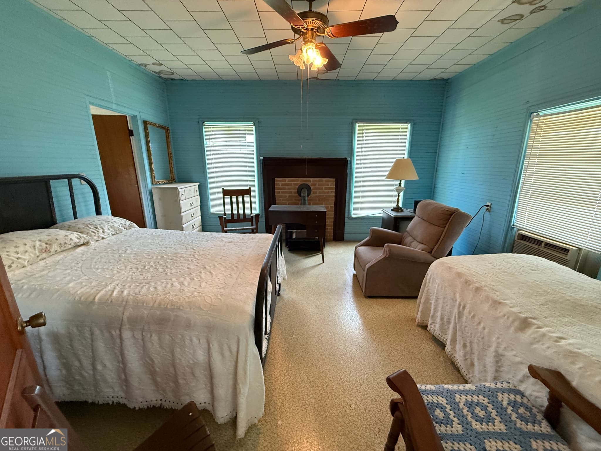 3 bedroom, 1 bathroom, 1,400 sq ft cabin,single family residence under contract at 1514 Taylor Springs Road, Vidalia, GA 30474 — photo 7