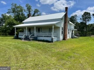 3 bedroom, 1 bathroom, 1,400 sq ft cabin,single family residence under contract at 1514 Taylor Springs Road, Vidalia, GA 30474