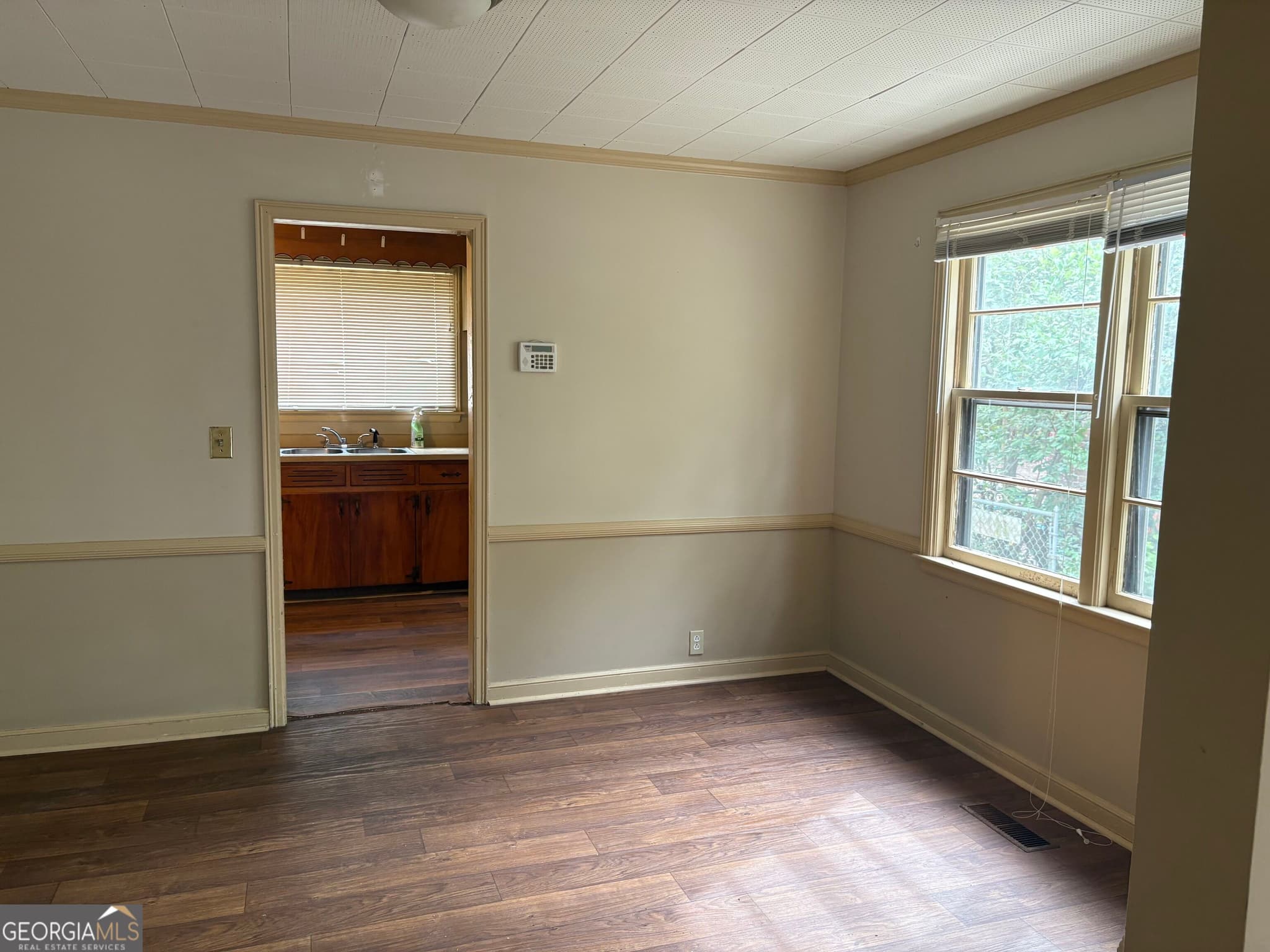 3 bedroom, 1 bathroom, 1,515 sq ft single family residence for sale at 1184 Edna Place, Macon, GA 31204 — photo 6