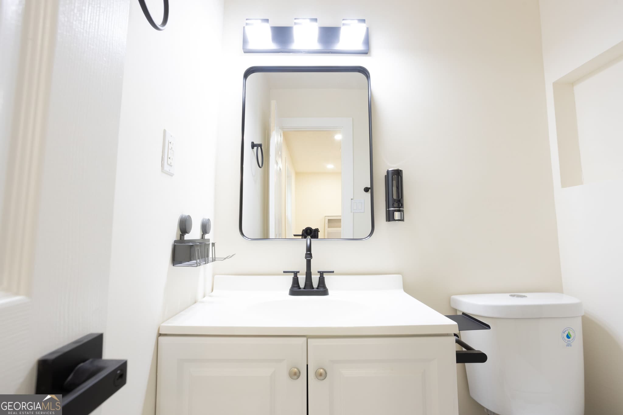 3 bedroom, 2 bathroom, 1,425 sq ft single family residence for sale at 2127 Blue Creek Court, Conley, GA 30288 — photo 5
