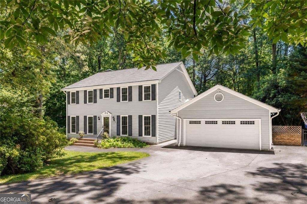 5 bedroom, 3.5 bathroom, 4,724 sq ft single family residence for sale at 1942 Musket Court, Smoke Rise, GA 30087