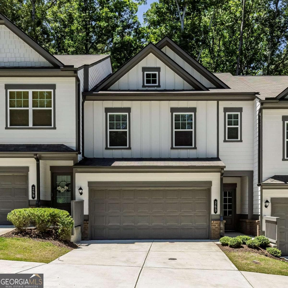 3 bedroom, 2.5 bathroom, 2,254 sq ft townhouse sold at 263 Witter Way, Woodstock, GA 30188