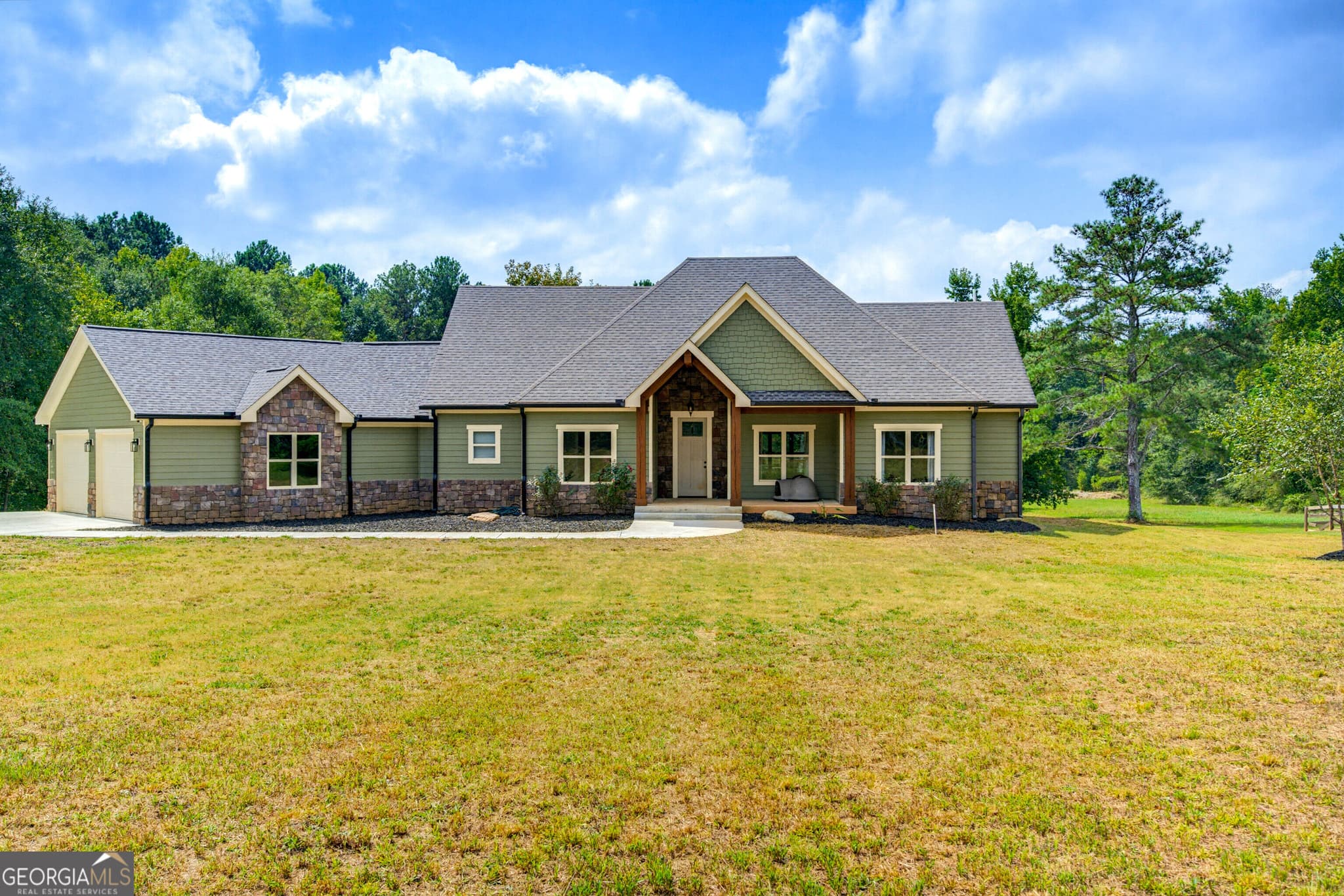 4 bedroom, 2.5 bathroom, 2,089 sq ft single family residence for sale at 900 John W Breedlove Road, Monroe, GA 30656 — photo 2