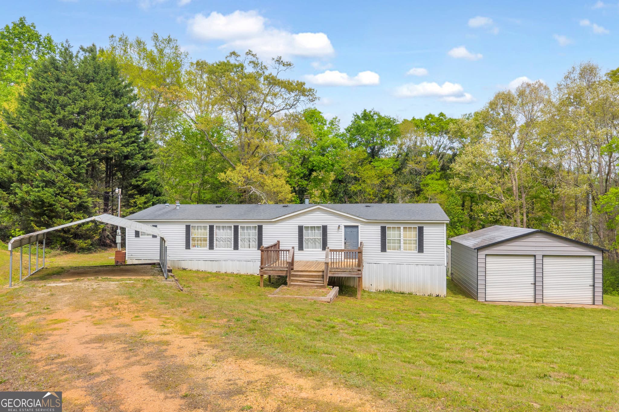 3 bedroom, 2 bathroom, 1,680 sq ft manufactured home,single family residence for sale at 35 Jordan Loop, Toccoa, GA 30577
