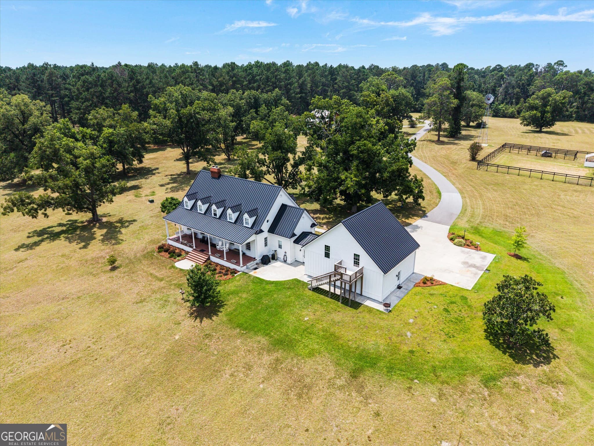 4 bedroom, 2.5 bathroom, 3,216 sq ft single family residence for sale at 2224 Chainey Briar Road, Metter, GA 30439 — photo 6