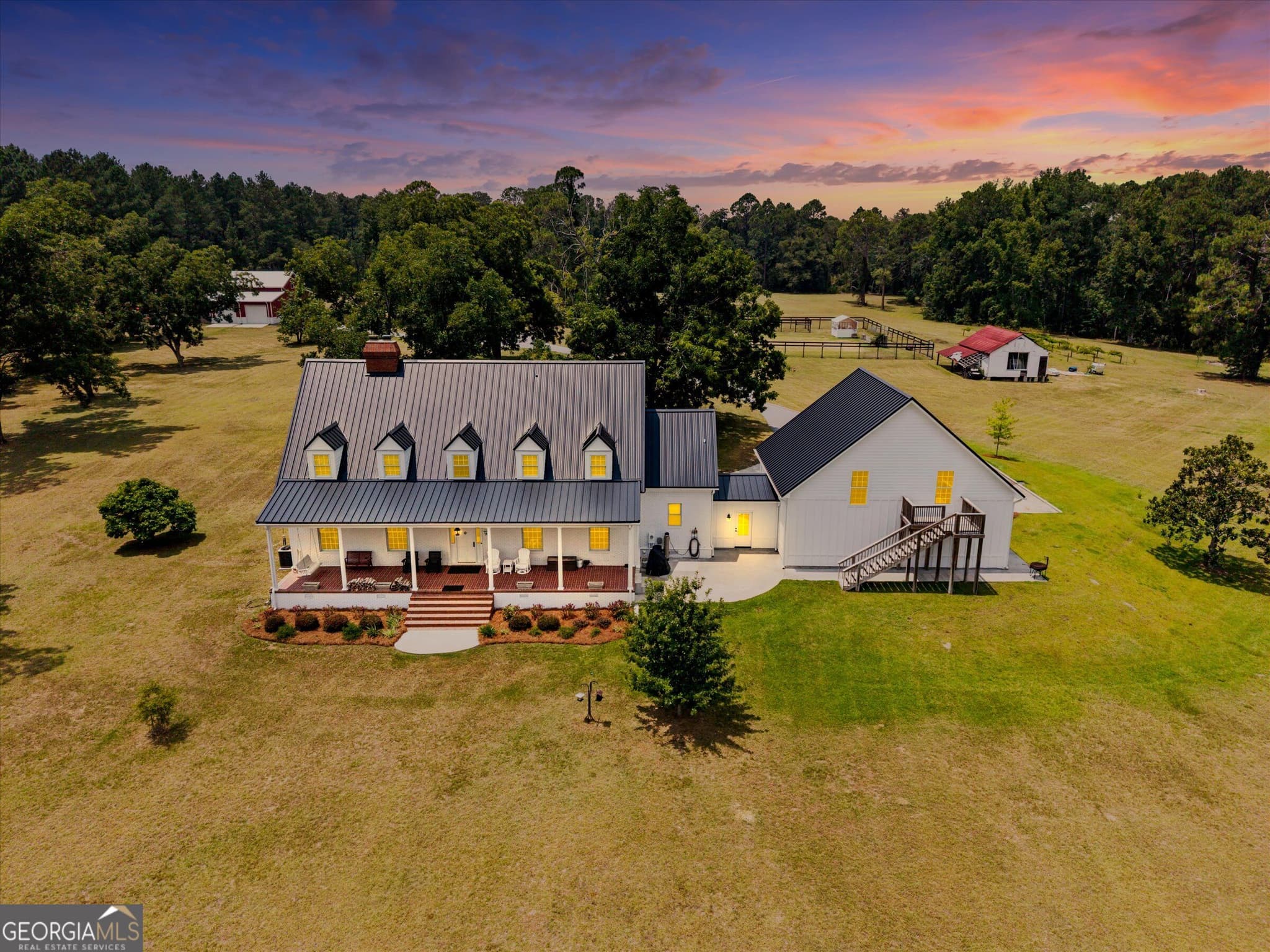 4 bedroom, 2.5 bathroom, 3,216 sq ft single family residence for sale at 2224 Chainey Briar Road, Metter, GA 30439 — photo 4
