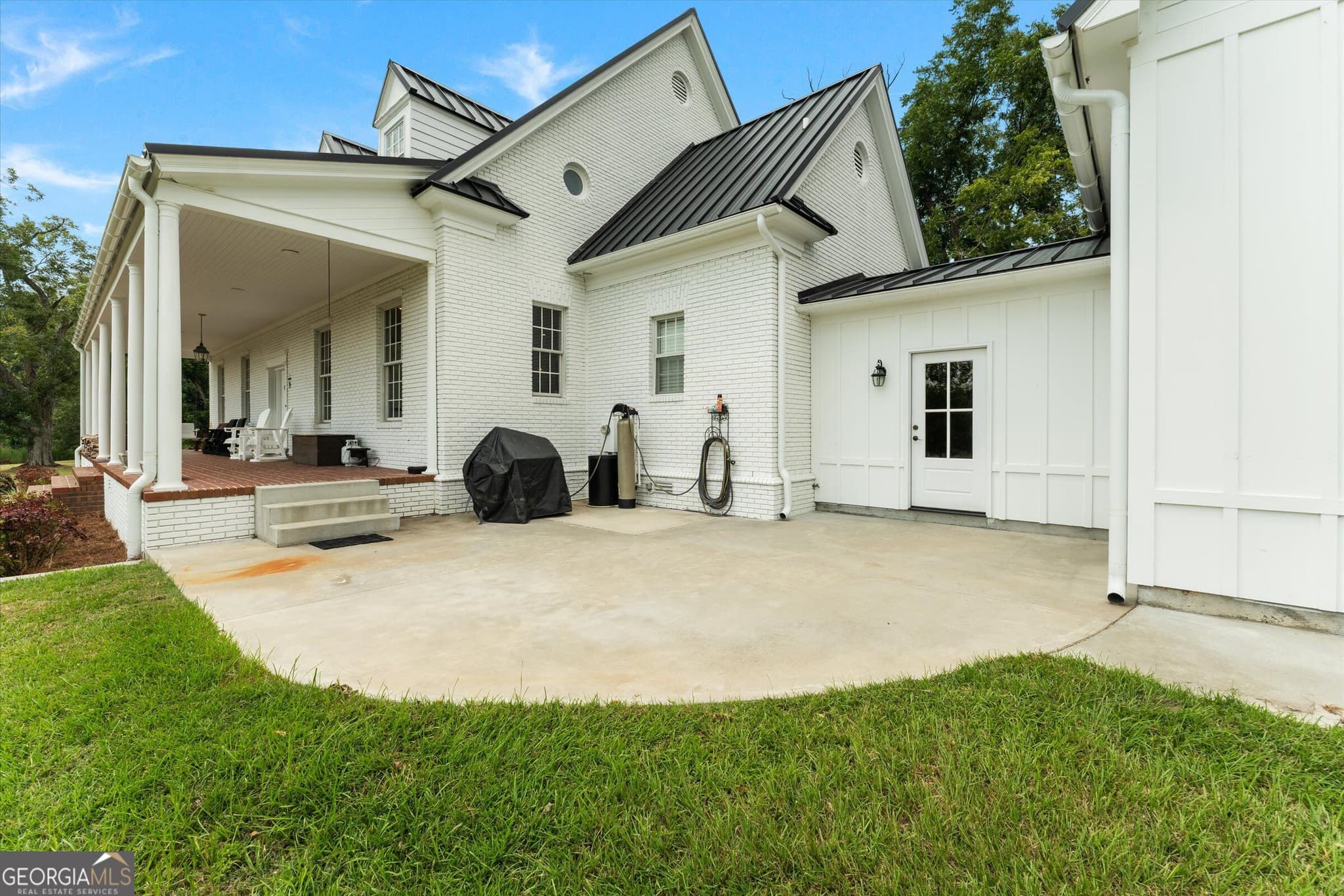 4 bedroom, 2.5 bathroom, 3,216 sq ft single family residence for sale at 2224 Chainey Briar Road, Metter, GA 30439 — photo 8