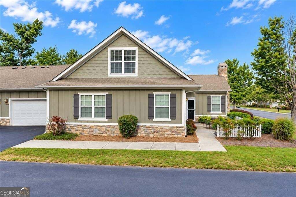 3 bedroom, 3 bathroom, 2,045 sq ft condominium for sale at 1213 Brookstone Way, Augusta, GA 30909 — photo 2