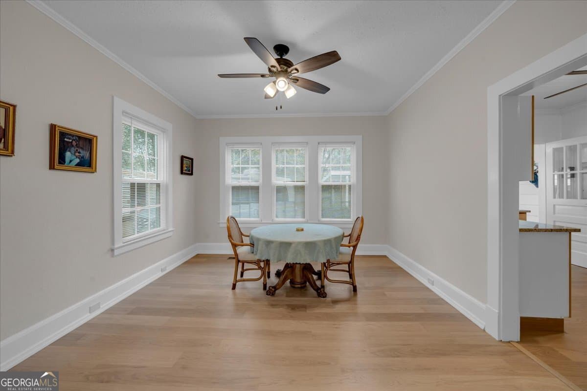 2 bedroom, 1 bathroom, 1,176 sq ft single family residence for sale at 425 S 3rd Street, Vienna, GA 31092 — photo 7