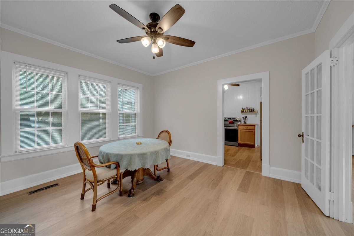 2 bedroom, 1 bathroom, 1,176 sq ft single family residence for sale at 425 S 3rd Street, Vienna, GA 31092 — photo 8