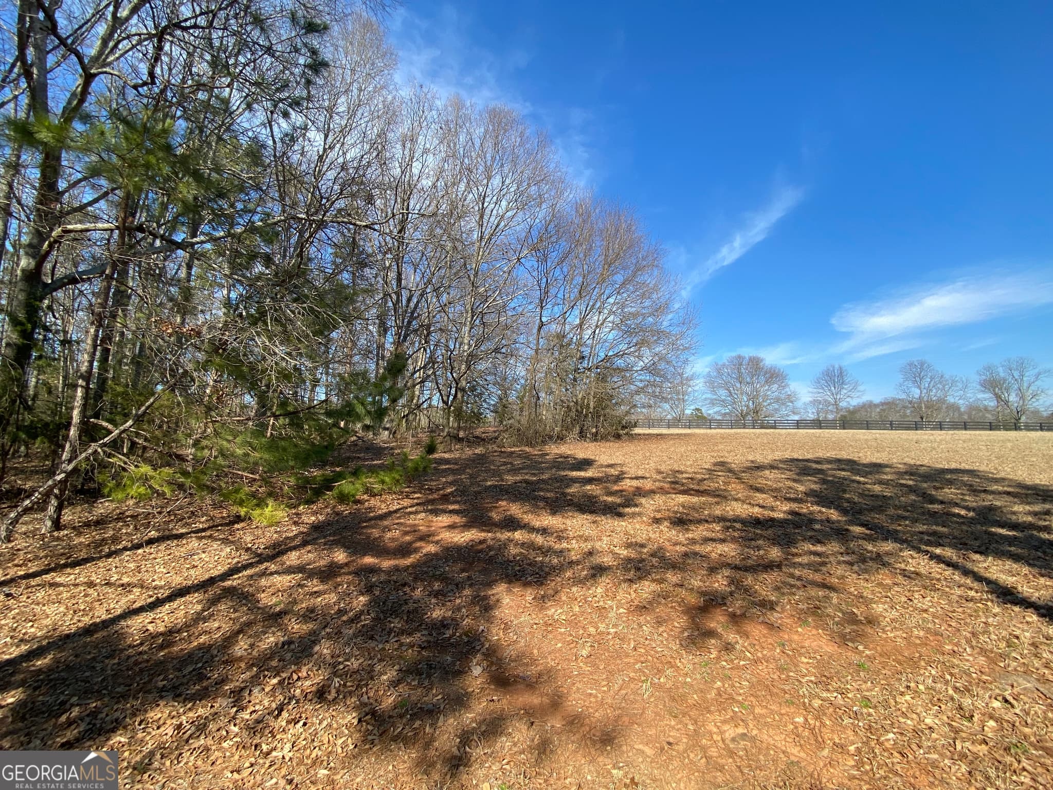 residential lot for sale at LOT 22 Majestic Shores, Hartwell, GA 30643 — photo 1 of 16