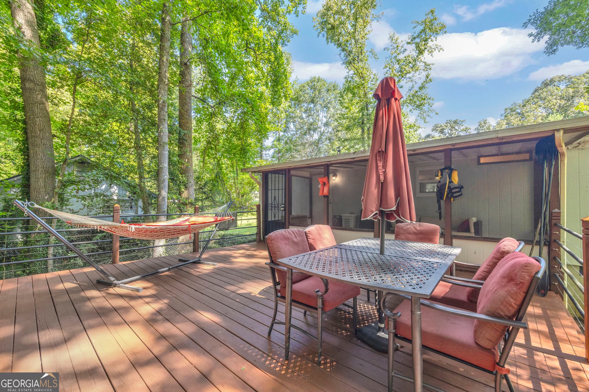 3 bedroom, 2 bathroom, 960 sq ft manufactured home,single family residence for sale at 121 Lake View Court, Lavonia, GA 30553 — photo 10