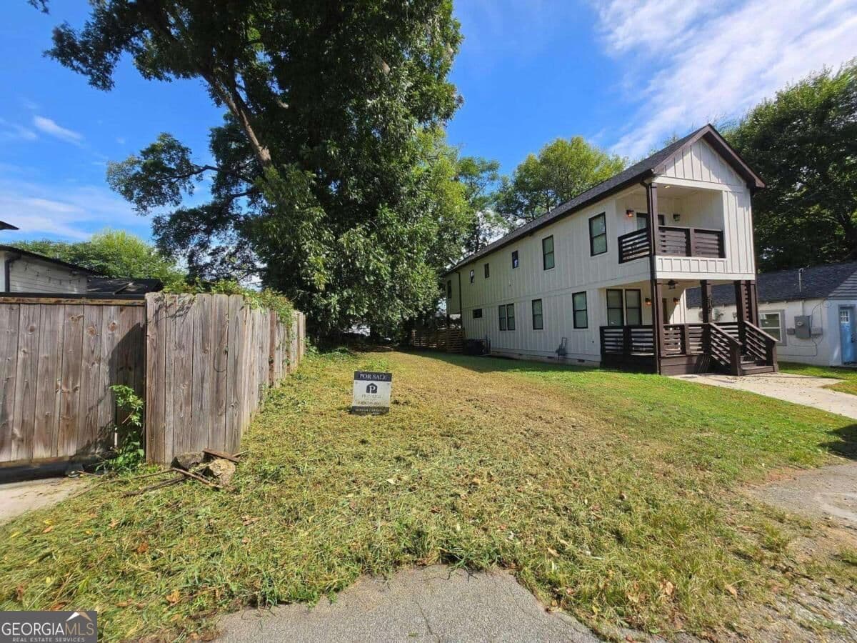 residential lot for sale at 517 Cohen Street, Atlanta, GA 30310 — photo 1 of 6