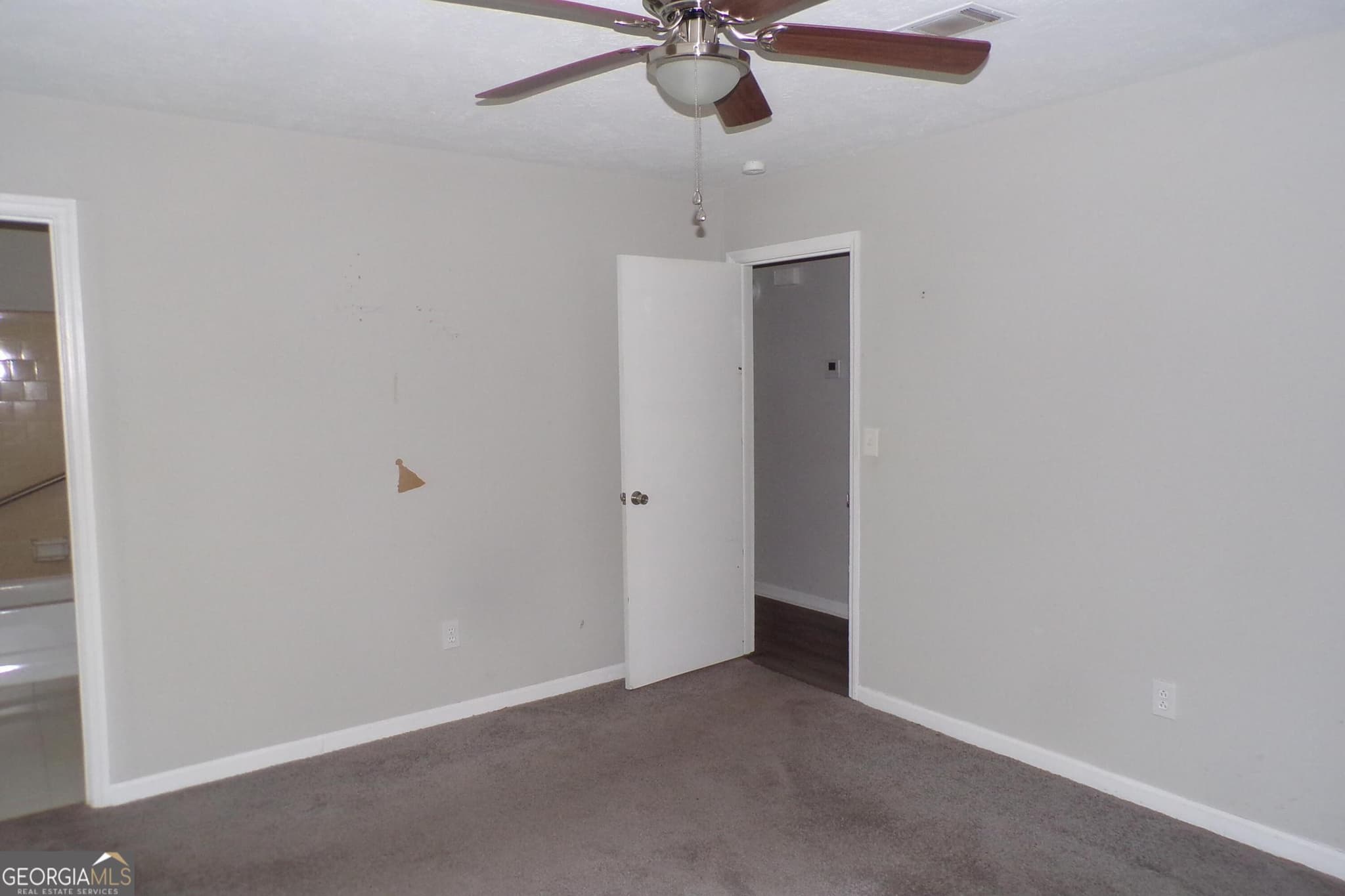 4 bedroom, 2 bathroom, 1,380 sq ft single family residence under contract at 2419 Friar Lane, Augusta, GA 30906 — photo 6
