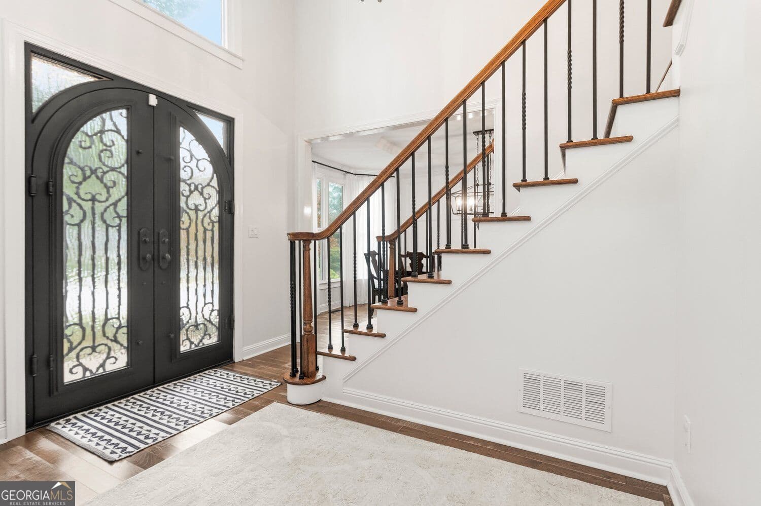 4 bedroom, 2.5 bathroom, 3,067 sq ft single family residence for sale at 5582 Fallsbrook Trace, Acworth, GA 30101 — photo 4