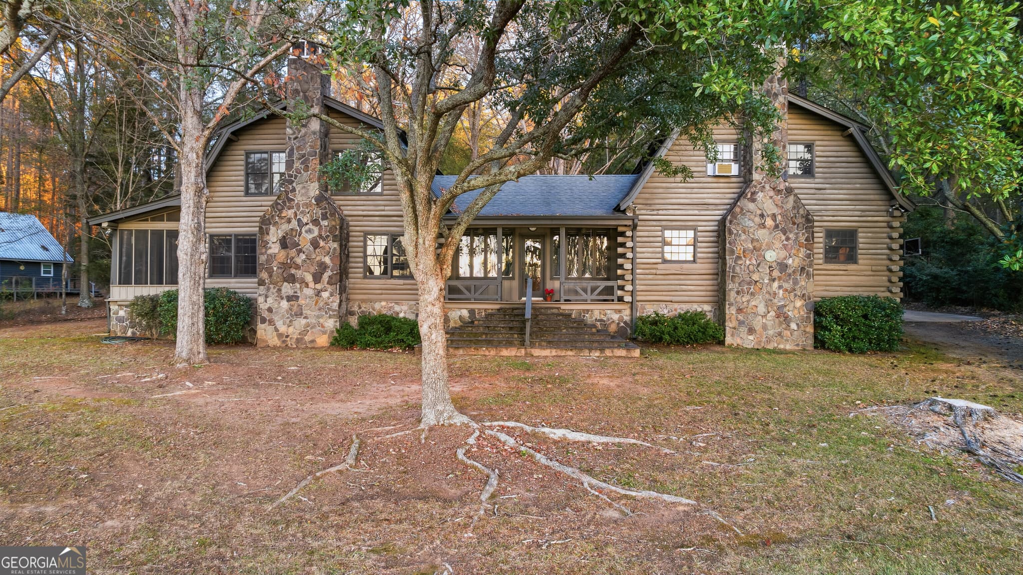 4 bedroom, 3 bathroom, 4,384 sq ft single family residence for sale at 324 Blenny Run, Jackson, GA 30233 — photo 2
