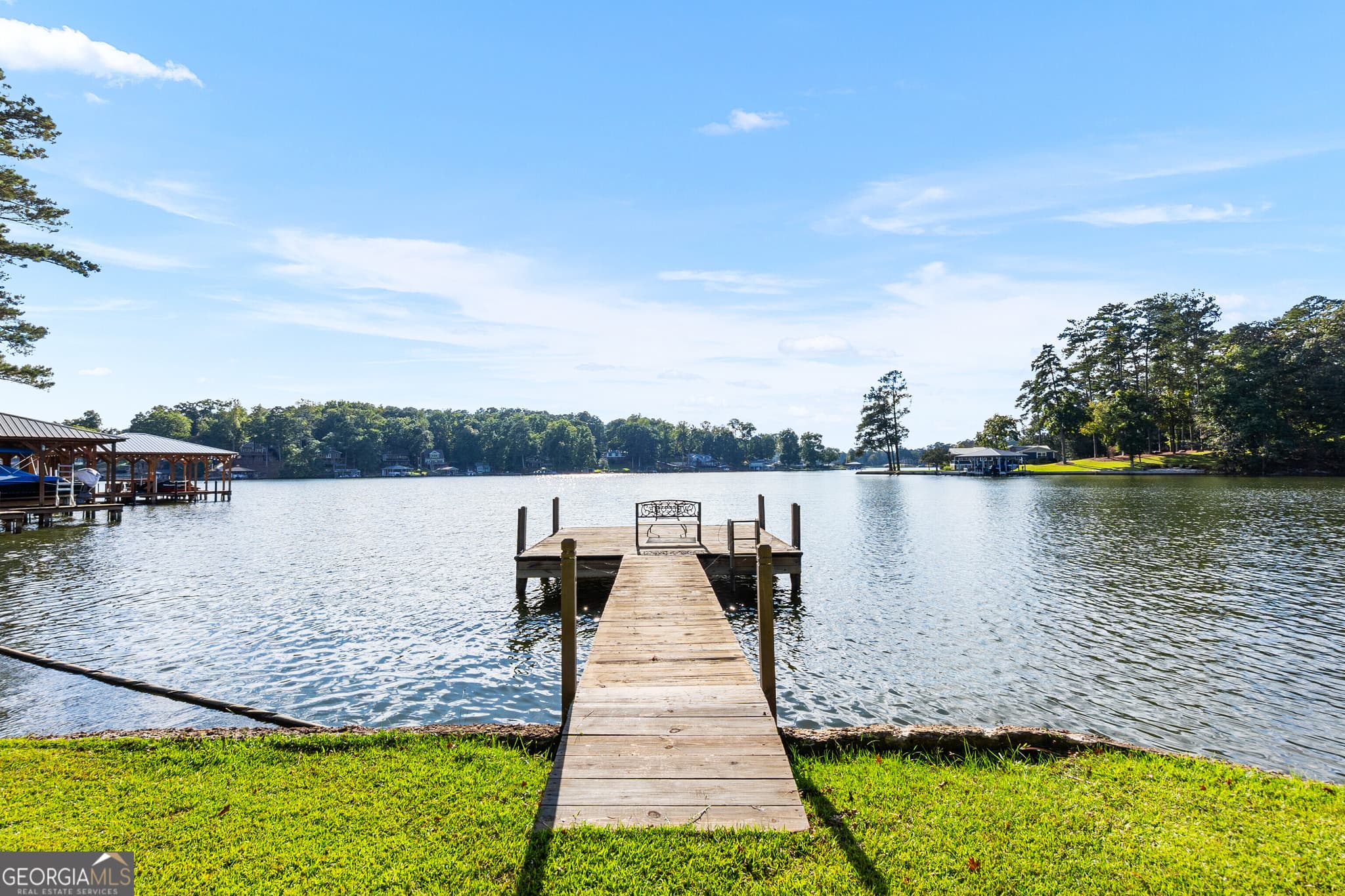 4 bedroom, 3 bathroom, 4,384 sq ft single family residence for sale at 324 Blenny Run, Jackson, GA 30233 — photo 3