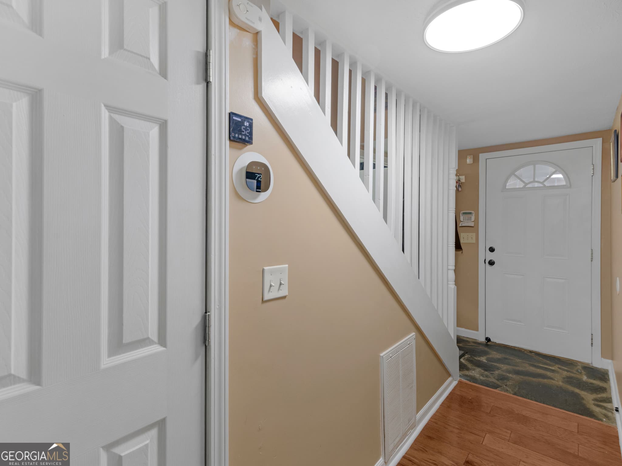 4 bedroom, 3 bathroom, 2,048 sq ft single family residence for sale at 106 Central Lake Circle, Griffin, GA 30223 — photo 5