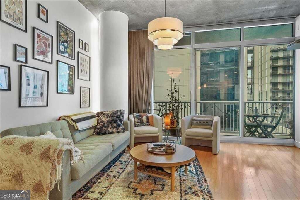1 bedroom, 1 bathroom, 866 sq ft condominium for sale at 44 Peachtree Place 1225, Atlanta, GA 30309 — photo 6