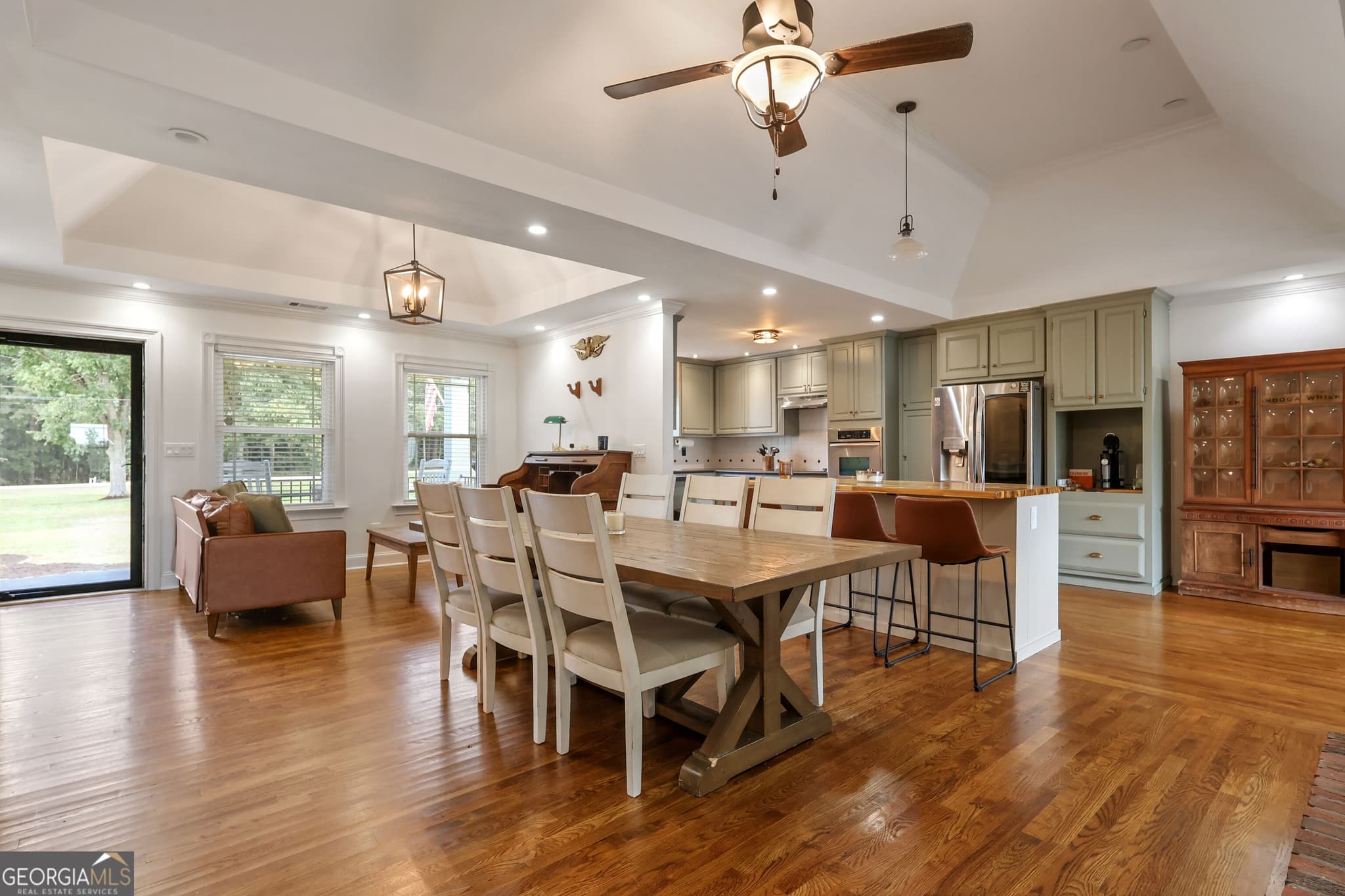 5 bedroom, 3.5 bathroom, 4,165 sq ft single family residence for sale at 3112 Highway 81, Mcdonough, GA 30252 — photo 3