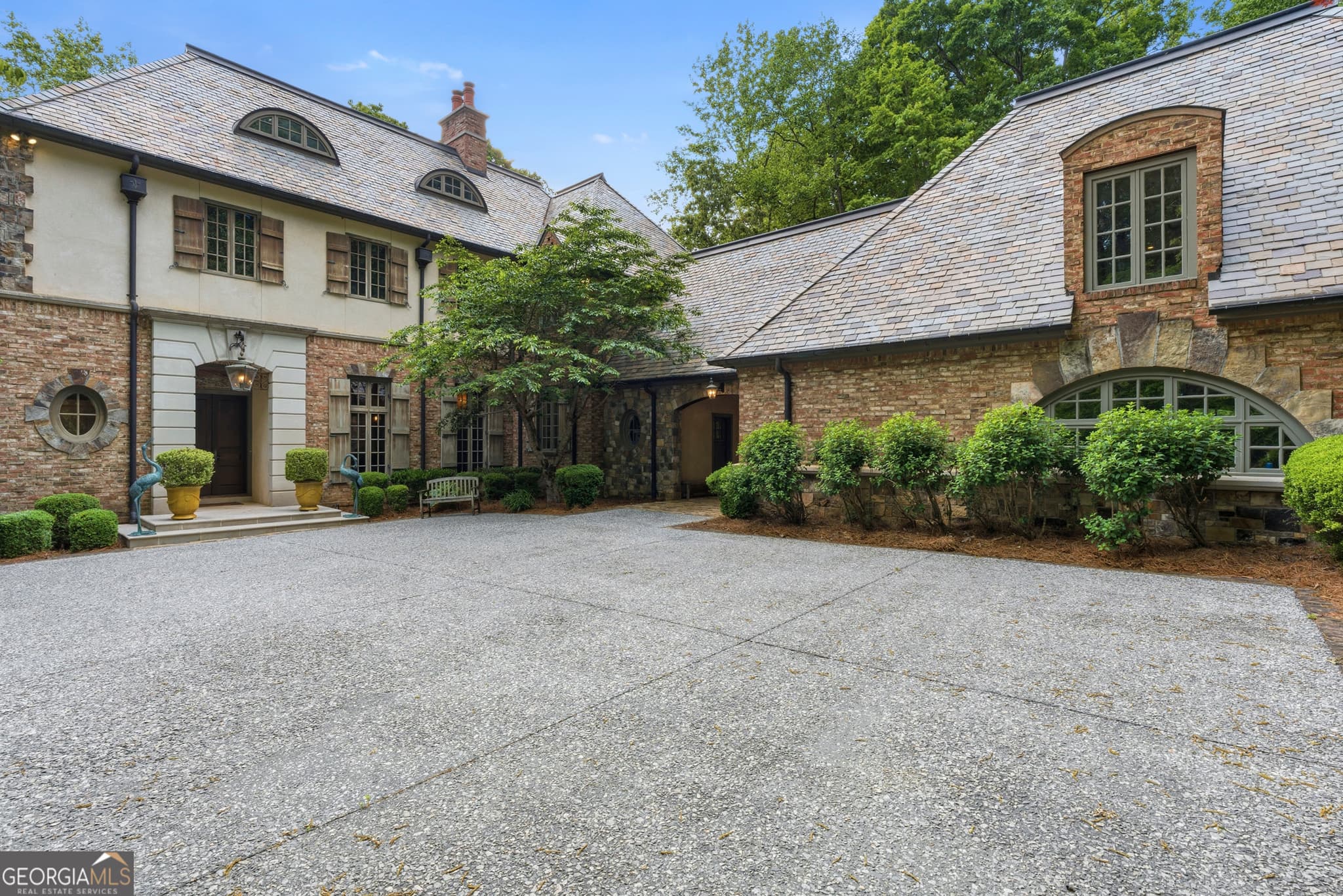 5 bedroom, 7 bathroom, 11,264 sq ft single family residence for sale at 1955 Alec Mountain Road, Clarkesville, GA 30523 — photo 3
