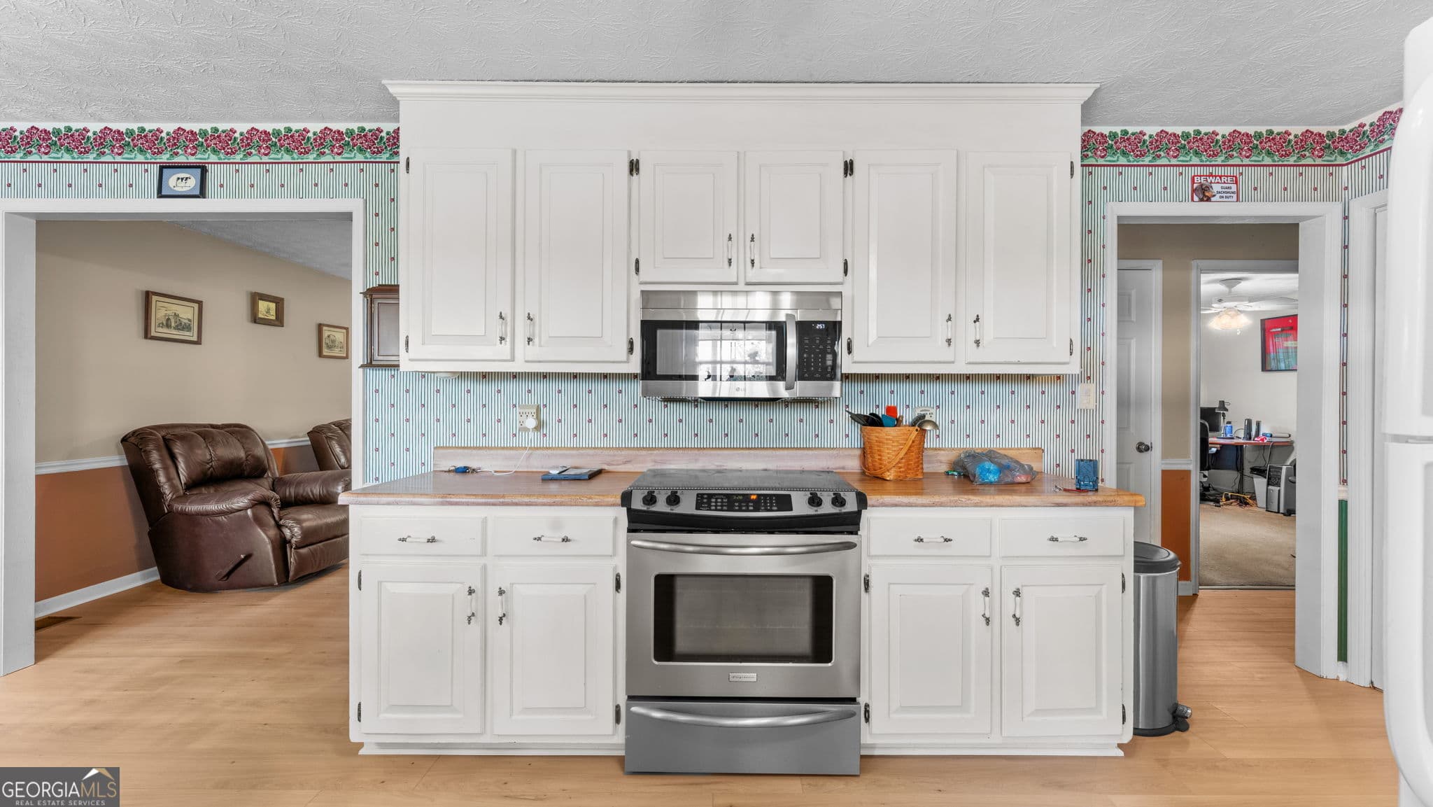 4 bedroom, 2.5 bathroom, 2,668 sq ft single family residence for sale at 489 Adams Road, Cedartown, GA 30125 — photo 7