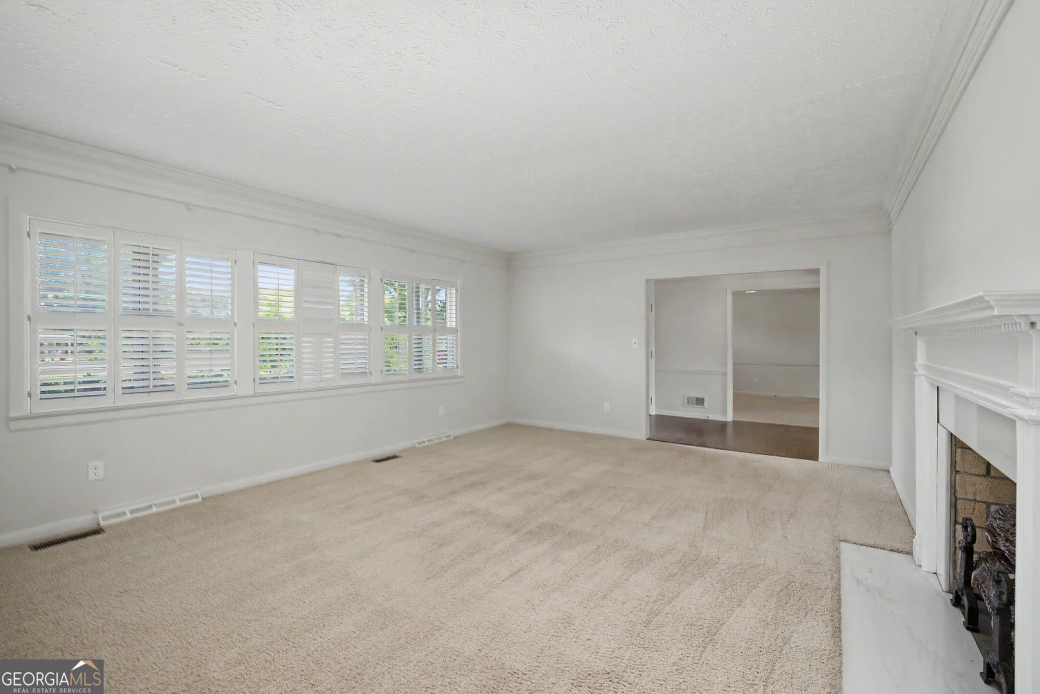3 bedroom, 2 bathroom, 2,591 sq ft single family residence for sale at 17962 Main Street, Woodbury, GA 30293 — photo 9