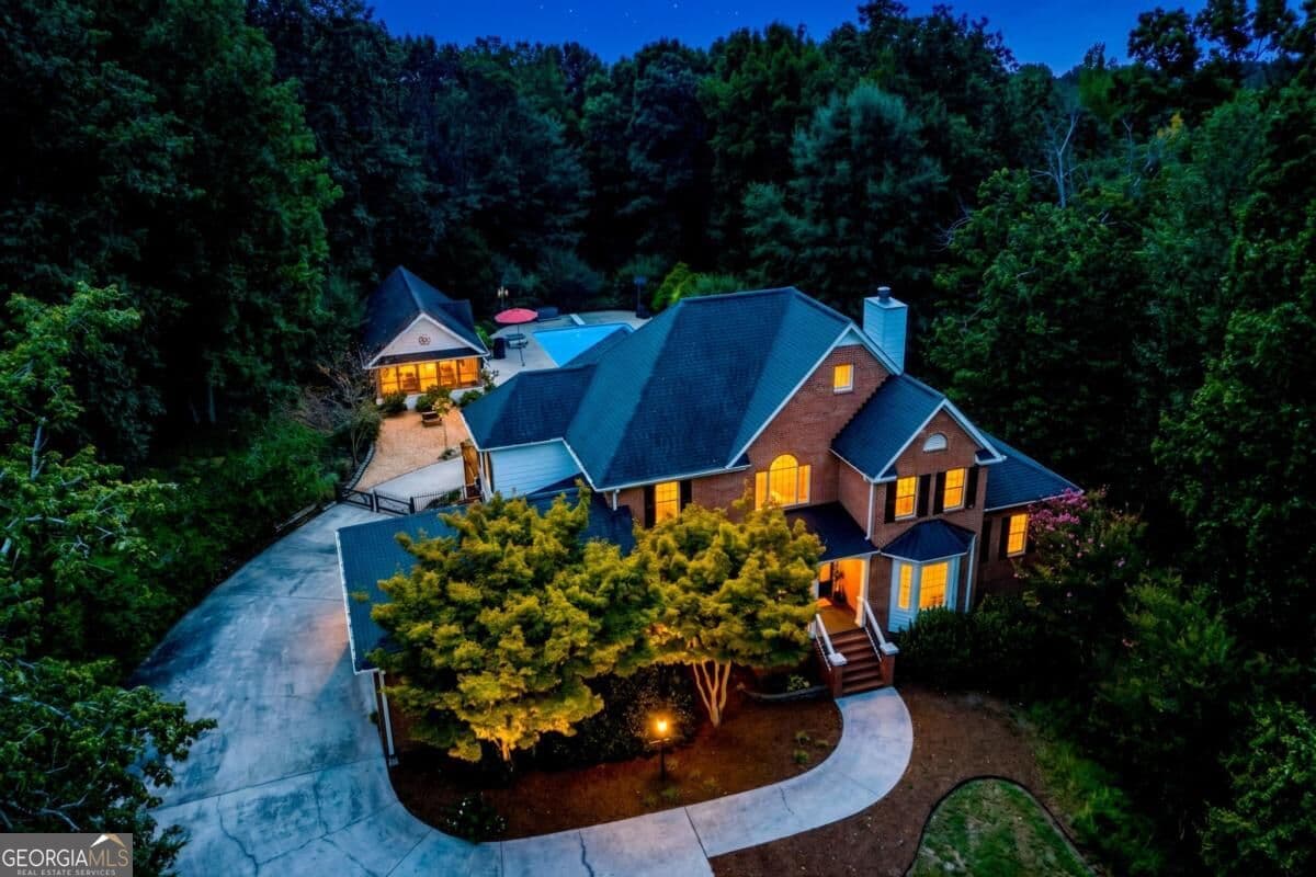 5 bedroom, 5 bathroom, 4,484 sq ft single family residence for sale at 189 Tanglewood Drive, Royston, GA 30662