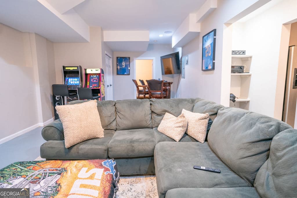 2 bedroom, 1 bathroom, 990 sq ft single family residence for rent at 80 Adrians Lane BASEMENT, Covington, GA 30016 for $2,400 a month — photo 6