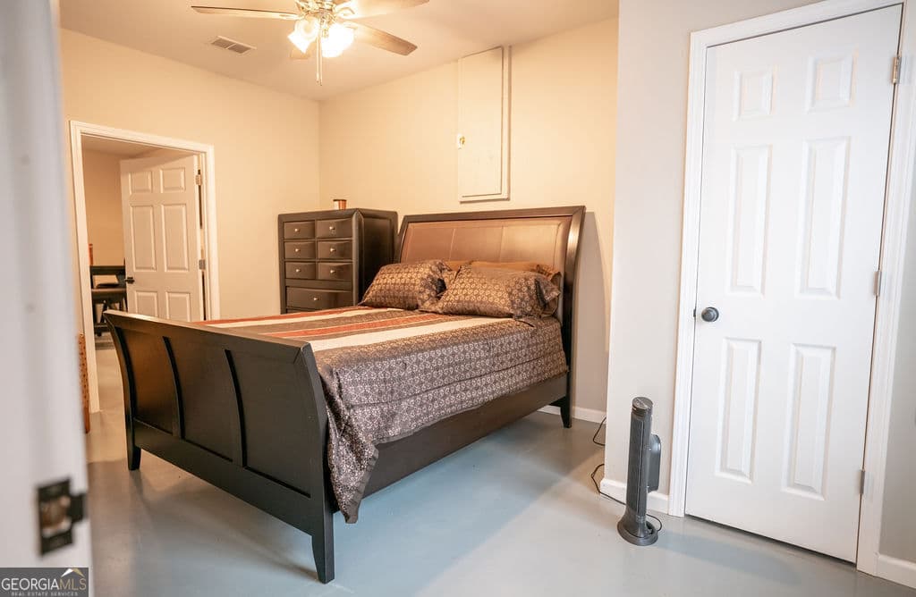 2 bedroom, 1 bathroom, 990 sq ft single family residence for rent at 80 Adrians Lane BASEMENT, Covington, GA 30016 for $2,400 a month — photo 8