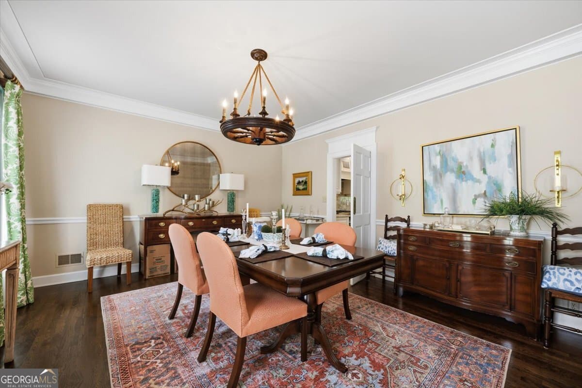 5 bedroom, 4 bathroom, 4,808 sq ft single family residence for sale at 5044 Wellington Drive, Macon, GA 31210 — photo 9