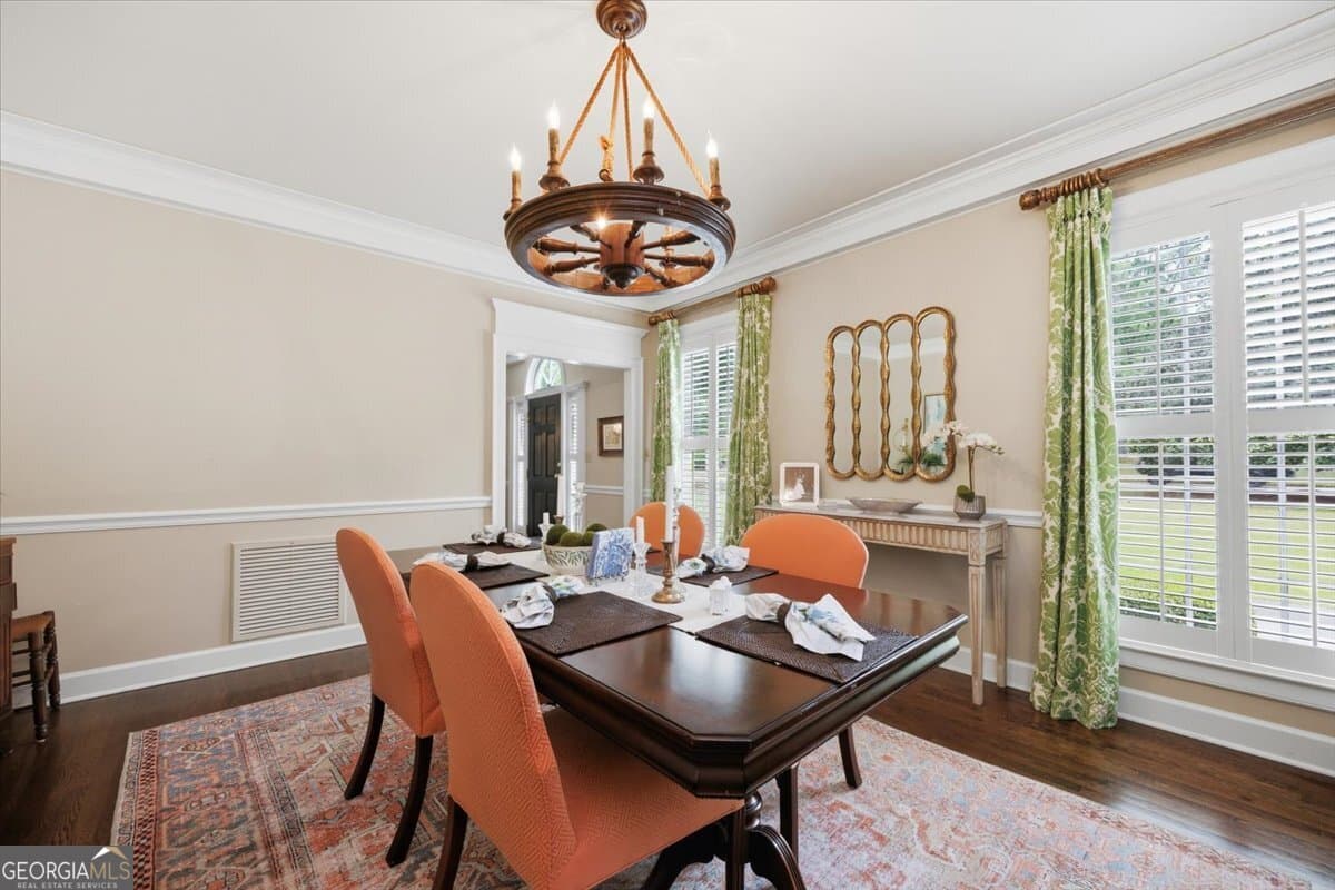 5 bedroom, 4 bathroom, 4,808 sq ft single family residence for sale at 5044 Wellington Drive, Macon, GA 31210 — photo 10