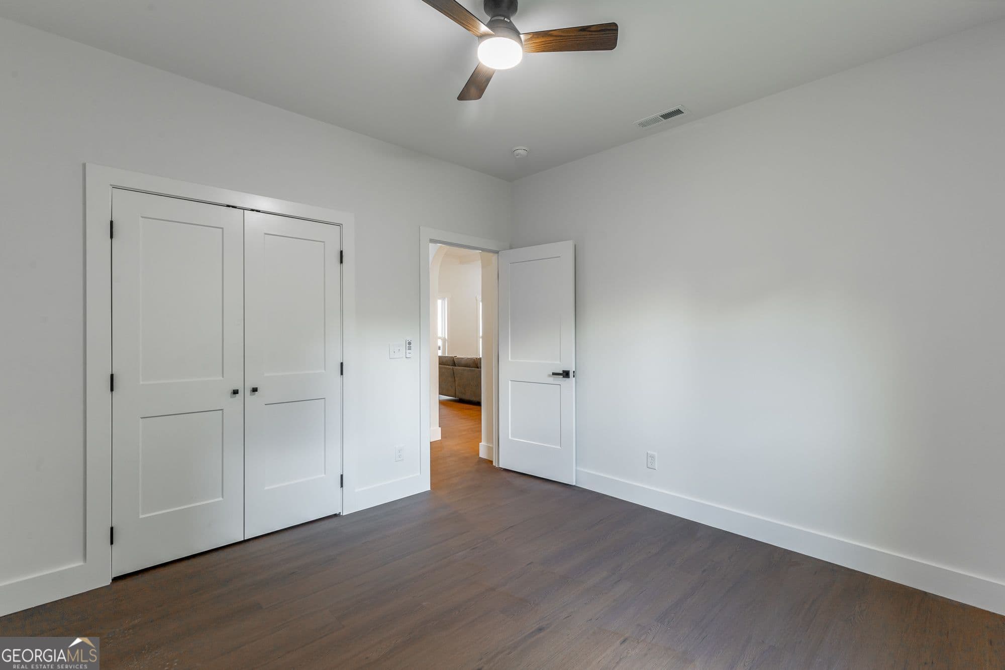 3 bedroom, 2 bathroom, 1,416 sq ft single family residence under contract at 18 Battle Bluff Drive, Rossville, GA 30741 — photo 8