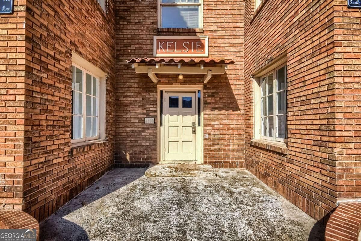 multi family,quadruplex for sale at 1445 Lucile Avenue, Atlanta, GA 30310 — photo 4