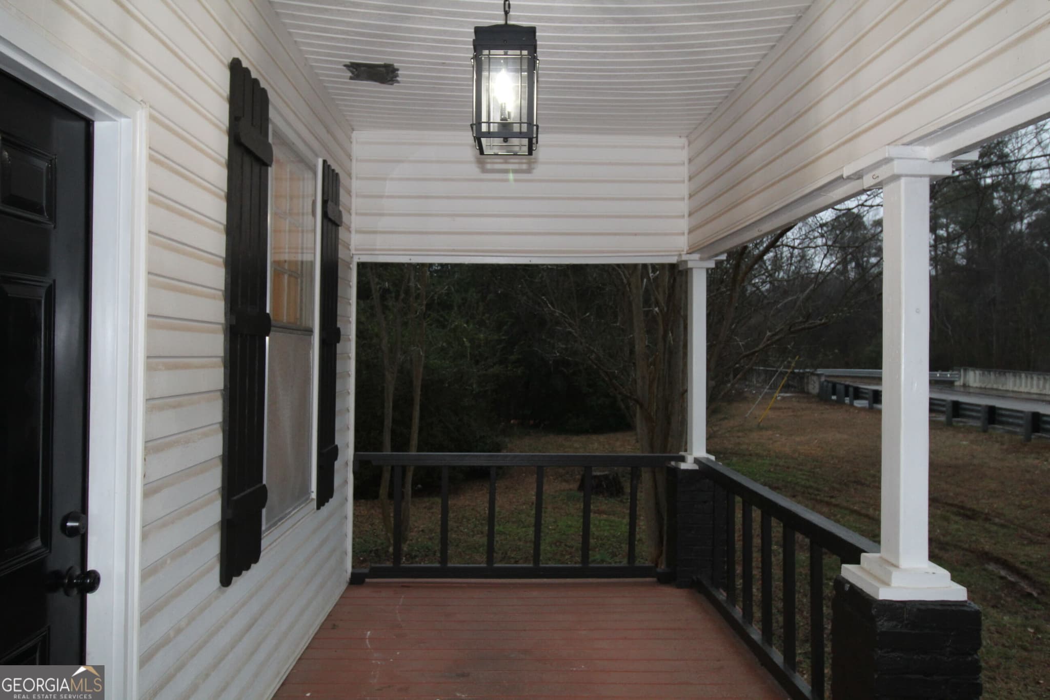 2 bedroom, 1 bathroom, 1,064 sq ft single family residence for rent at 402 Jefferson Street, Lagrange, GA 30240 for $1,350 a month — photo 2