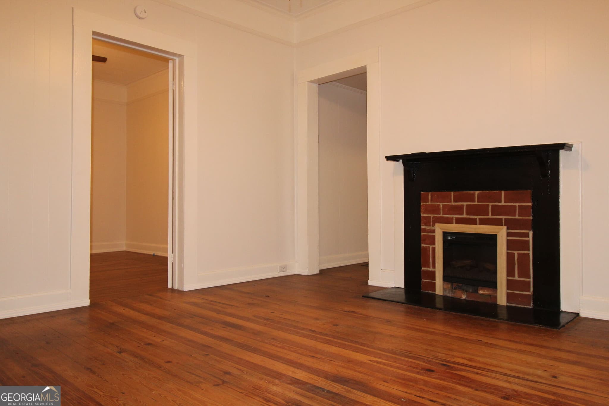 2 bedroom, 1 bathroom, 1,064 sq ft single family residence for rent at 402 Jefferson Street, Lagrange, GA 30240 for $1,350 a month — photo 7