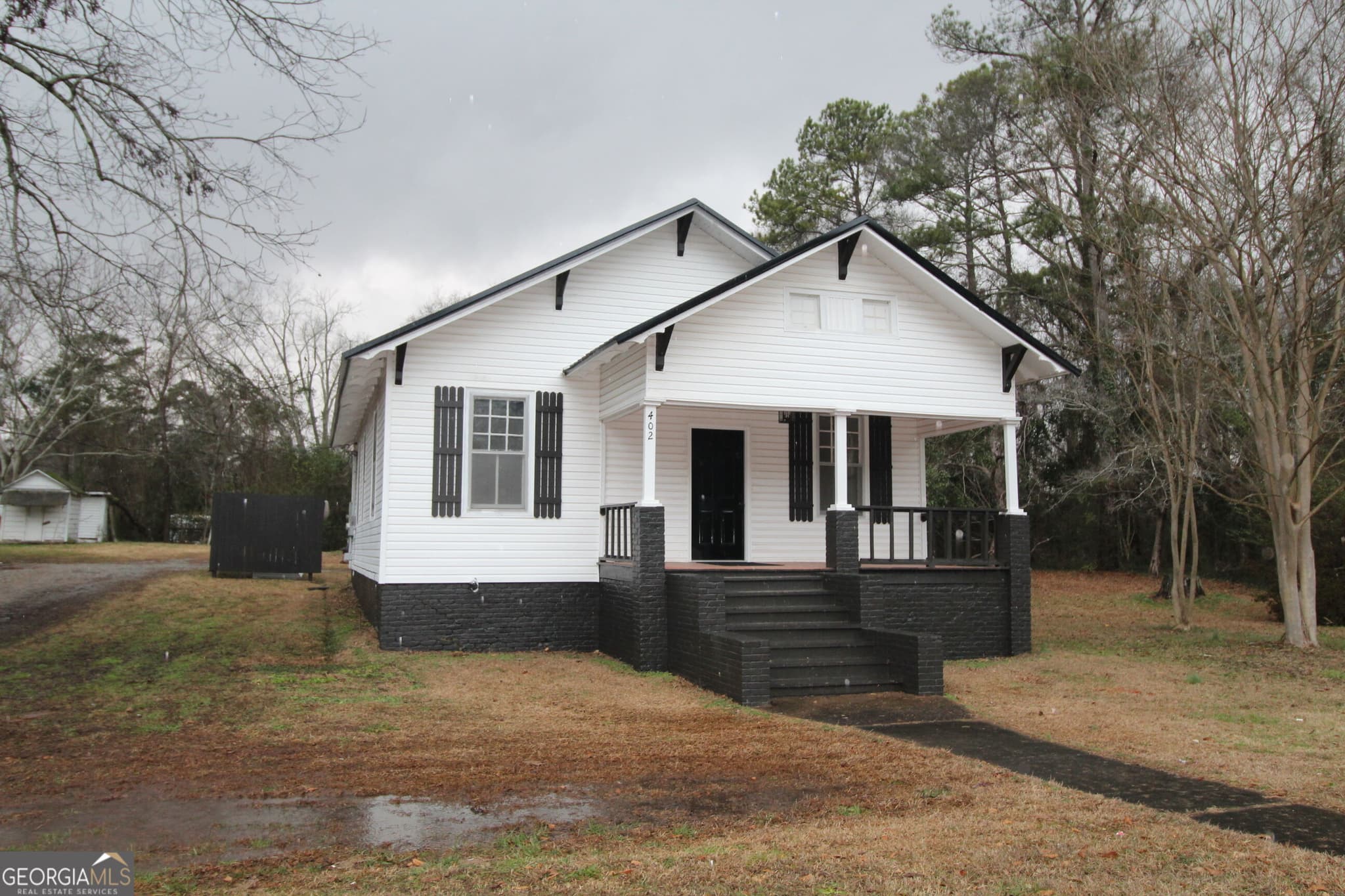 2 bedroom, 1 bathroom, 1,064 sq ft single family residence for rent at 402 Jefferson Street, Lagrange, GA 30240 for $1,350 a month