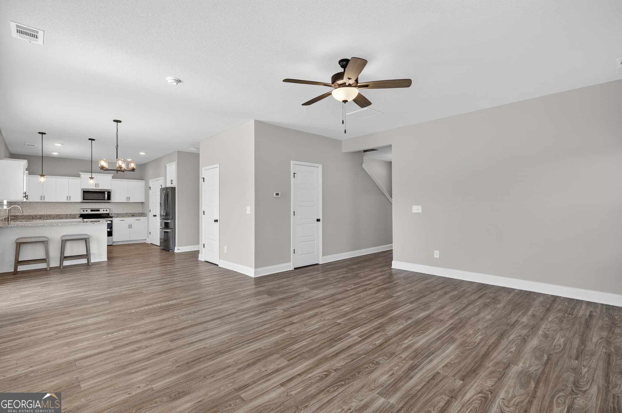 4 bedroom, 2.5 bathroom, 2,324 sq ft single family residence for sale at 209 Archer Road, Statesboro, GA 30461 — photo 5