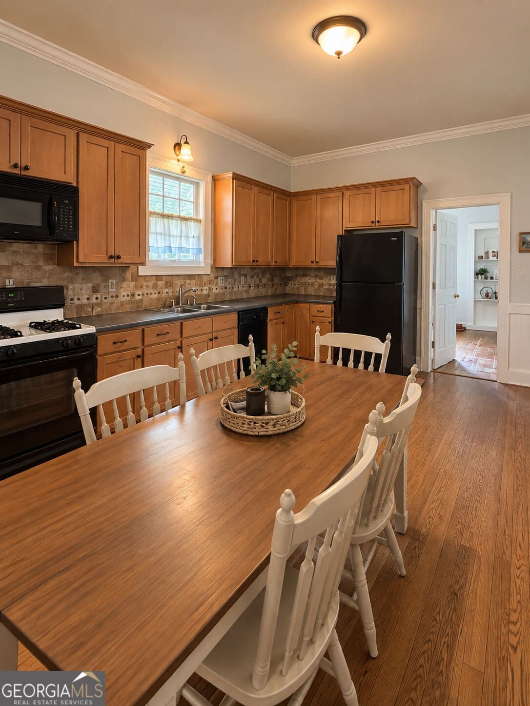 2 bedroom, 1 bathroom, 1,102 sq ft single family residence for sale at 1627 Broad Street, Conyers, GA 30012 — photo 7