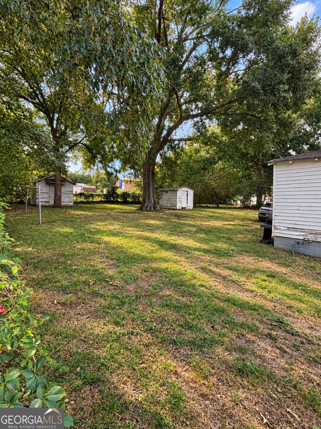 2 bedroom, 1 bathroom, 1,102 sq ft single family residence for sale at 1627 Broad Street, Conyers, GA 30012 — photo 3