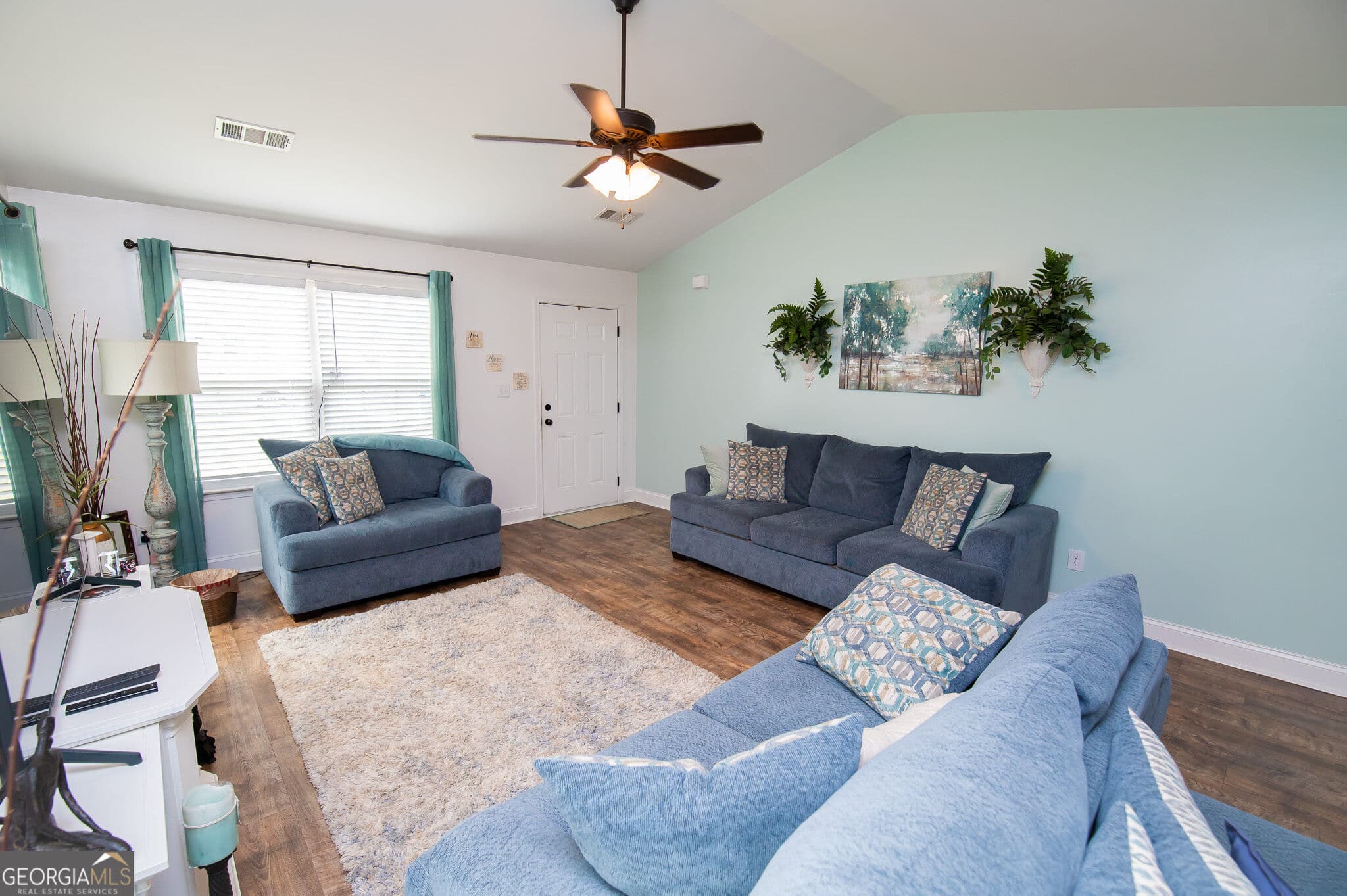 3 bedroom, 2 bathroom, 1,431 sq ft single family residence for sale at 215 Allentown Lane, Macon, GA 31216 — photo 6