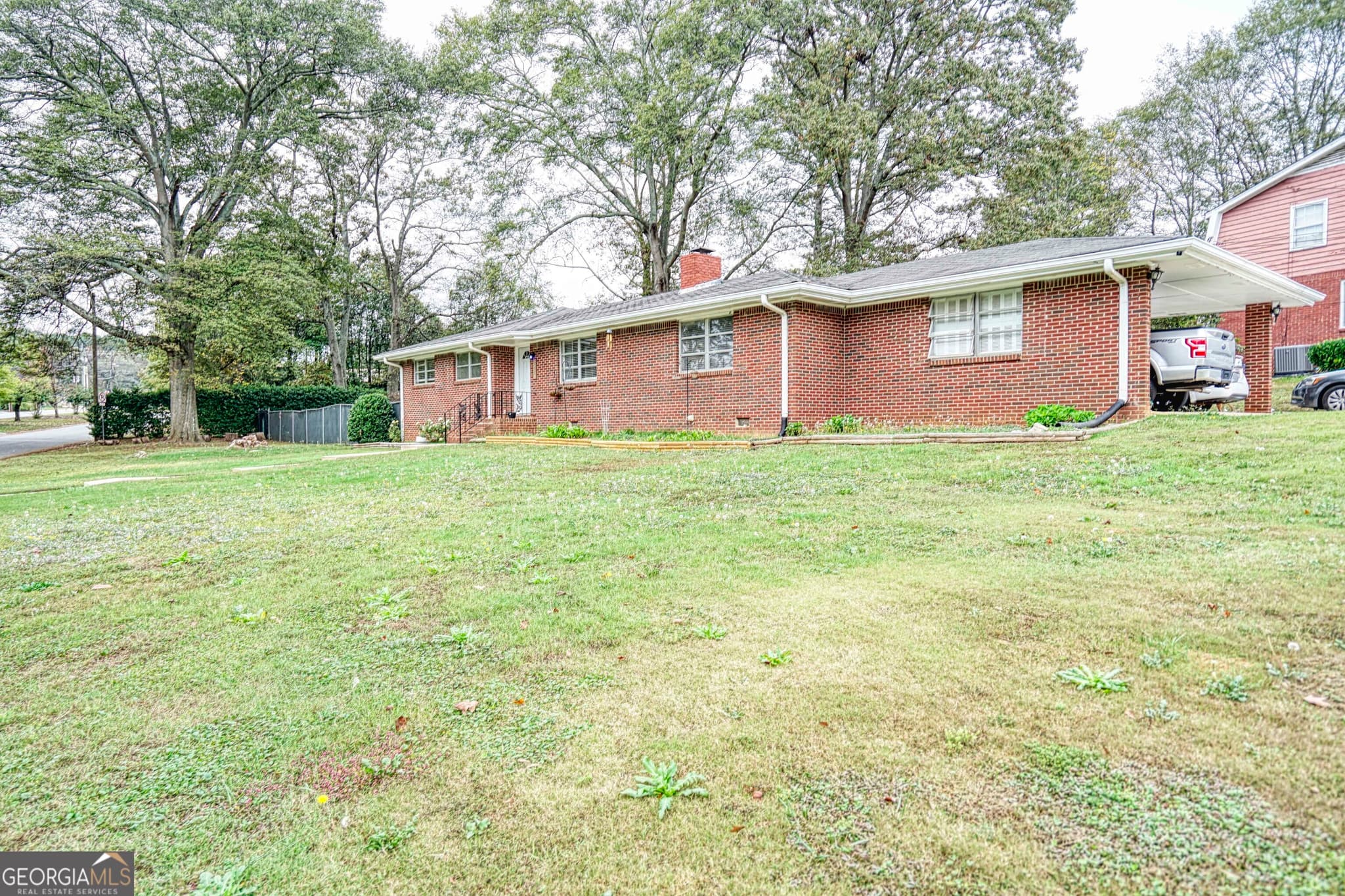 3 bedroom, 2.5 bathroom single family residence for sale at 680 Sherwood Drive, Jonesboro, GA 30236 — photo 4