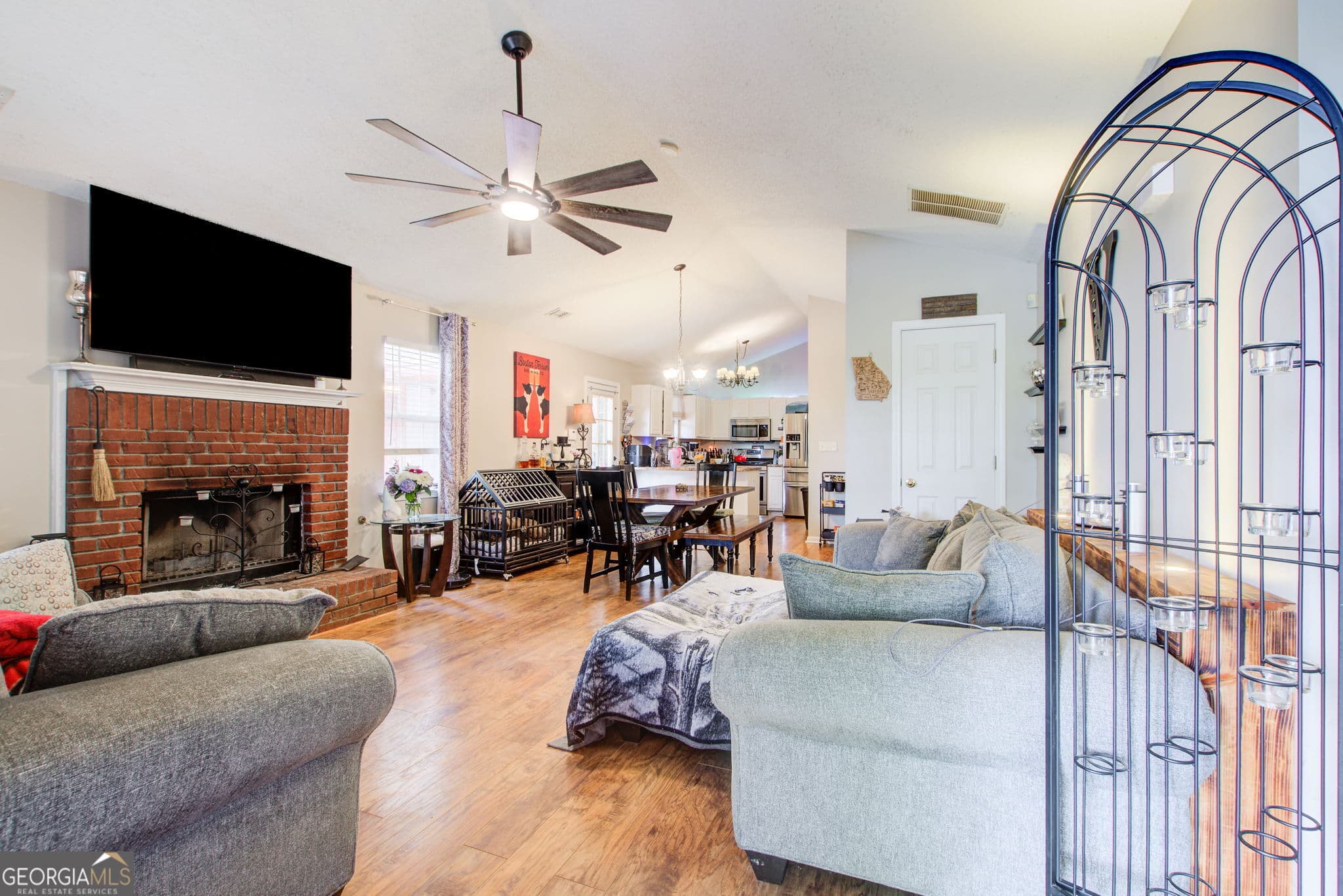 3 bedroom, 2 bathroom, 1,312 sq ft single family residence for sale at 204 Crystal Court, Hampton, GA 30228 — photo 5
