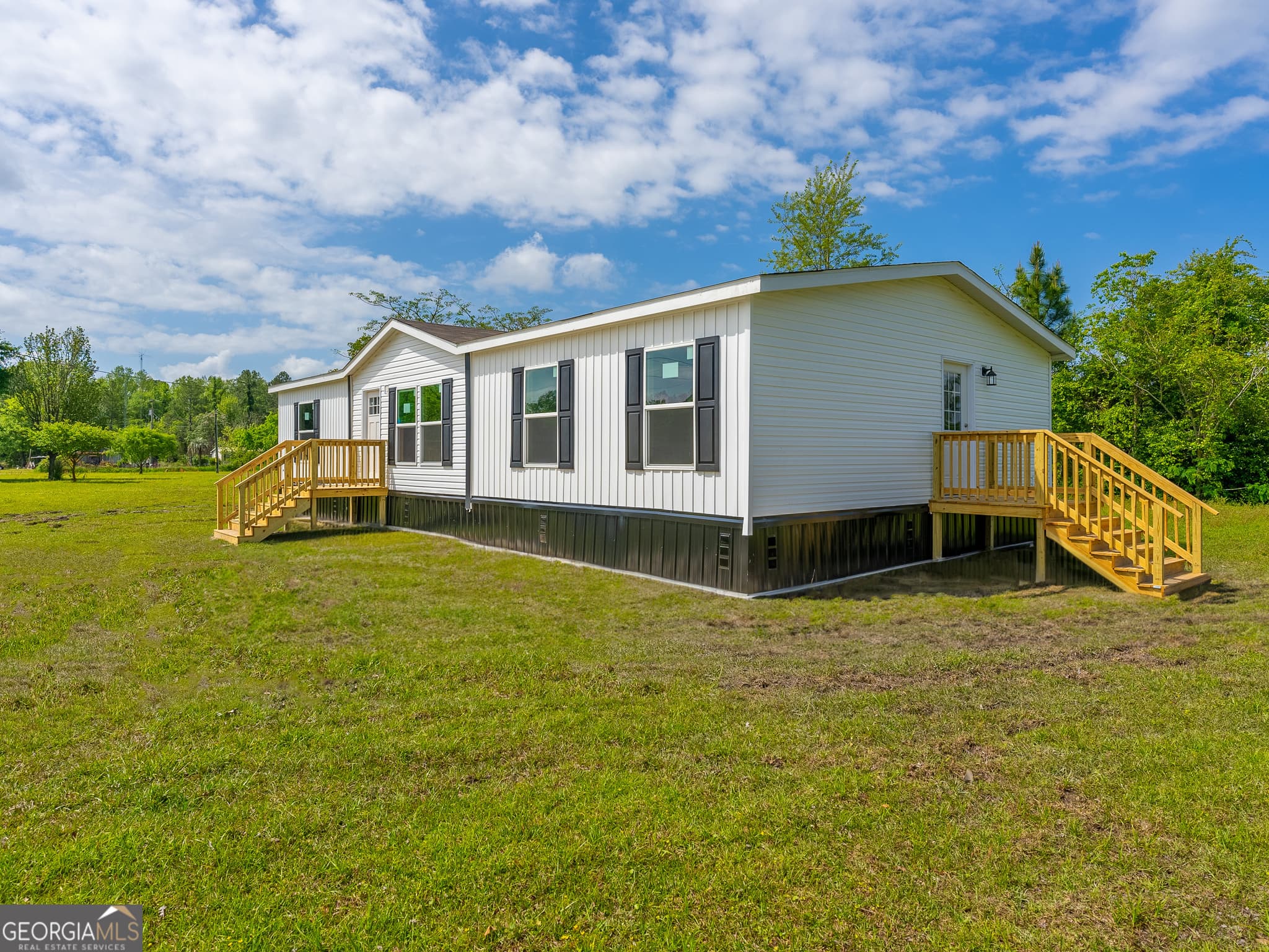 3 bedroom, 2 bathroom, 1,568 sq ft manufactured home,mobile home sold at 3968 Folks Circle, Blackshear, GA 31516