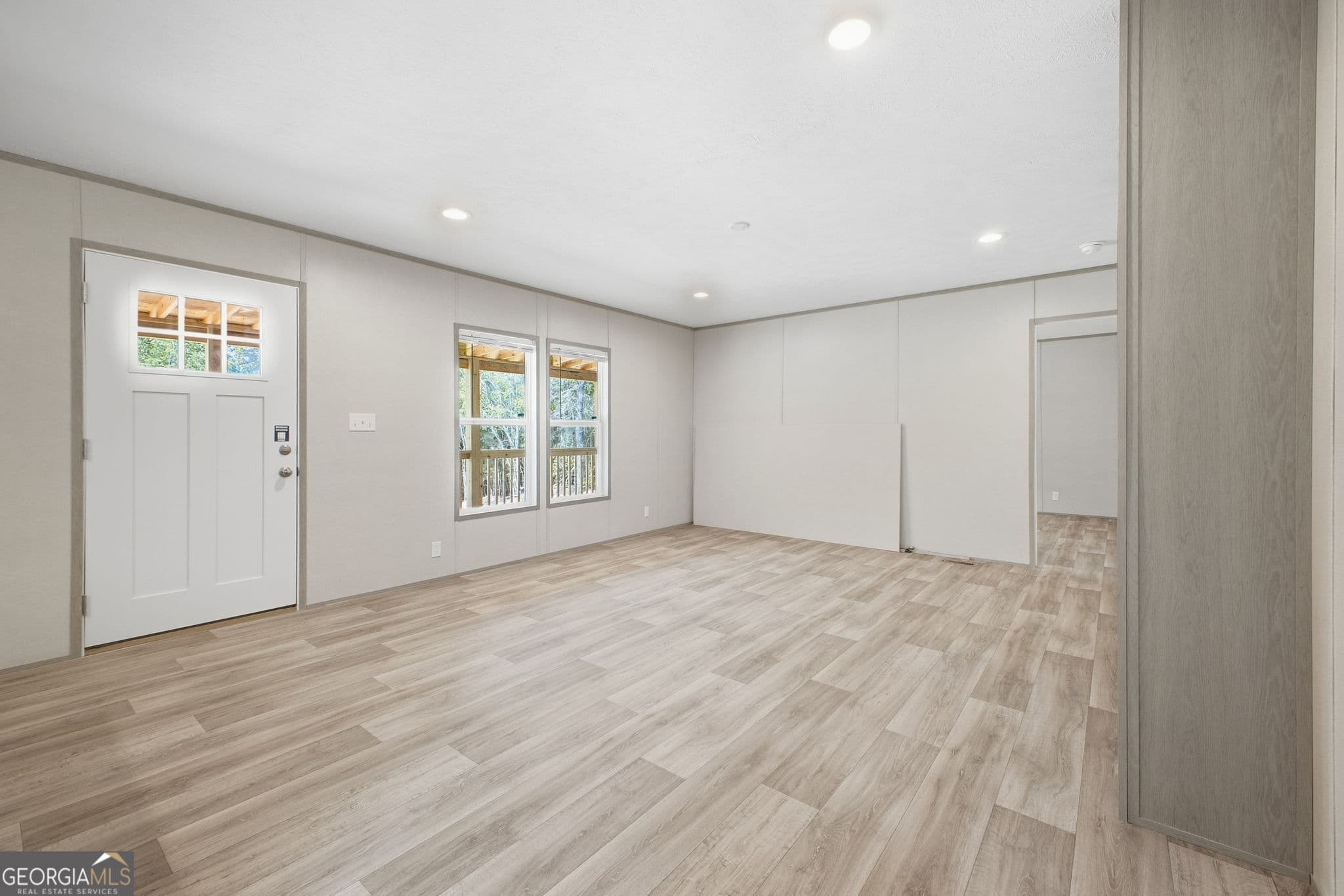 3 bedroom, 2 bathroom, 1,216 sq ft manufactured home,single family residence for sale at 110 SECLUDED ACRES, Lafayette, GA 30728 — photo 6